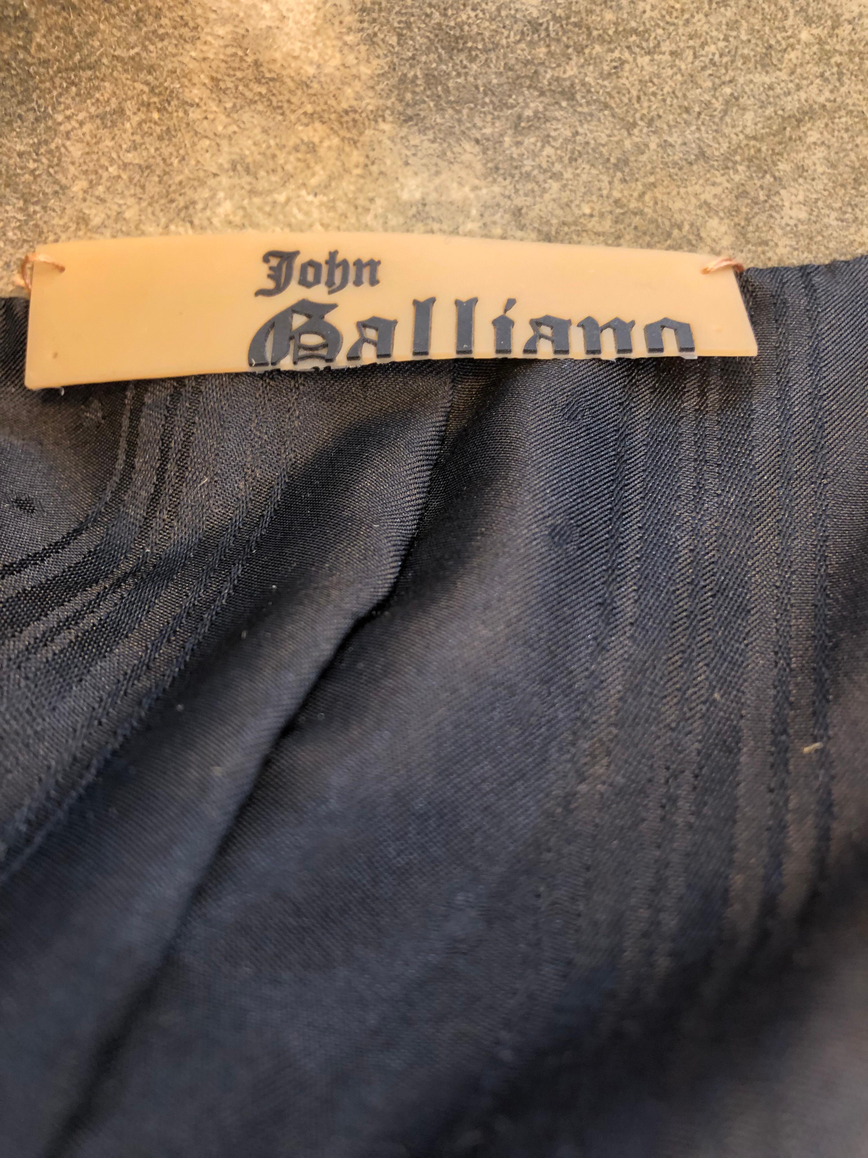 John Galliano 2000s Leather Size 4 Distressed Print Drop Waist Belted Skirt For Sale 4