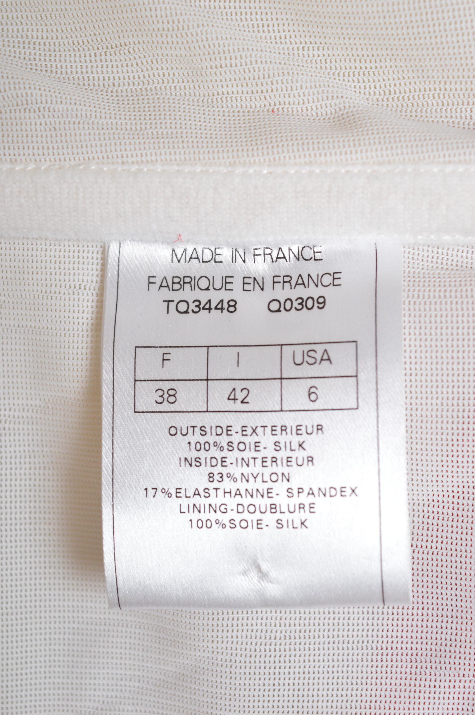 John Galliano 2000's Trägerloses Rotes Chiffon Seiden Schrägschnitt Fließendes Cocktailkleid im Angebot 9