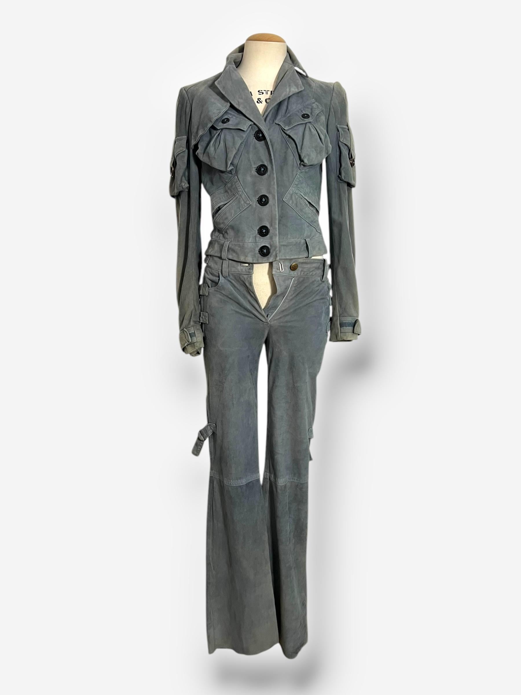 John Galliano, 2003, veste et pantalon cargo en daim et cuir en vente 5
