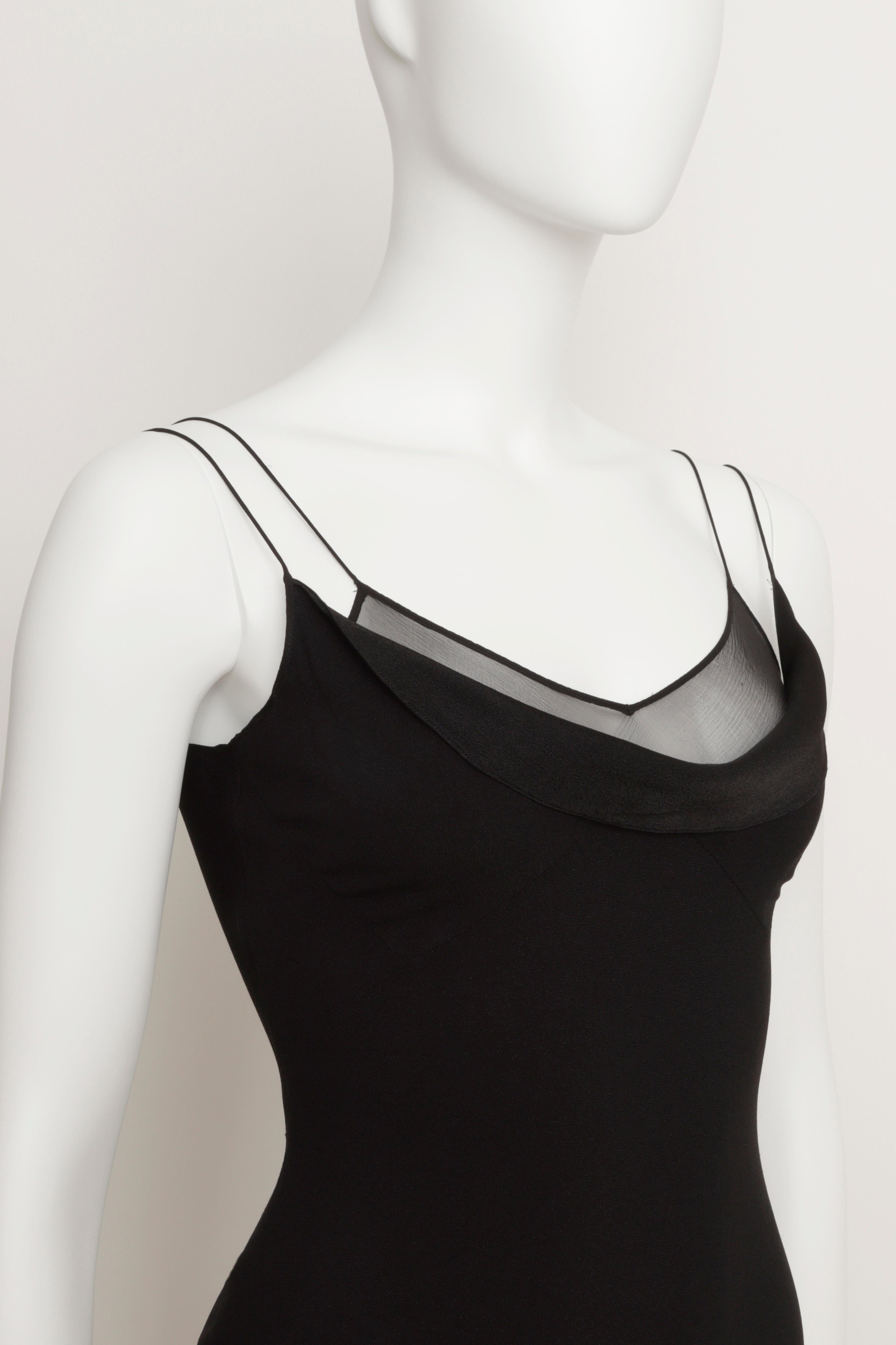 John Galliano A/I 2000 Vestito da sera con taglio sbieco in crepe nero con retro in raso In condizioni buone in vendita a London, GB