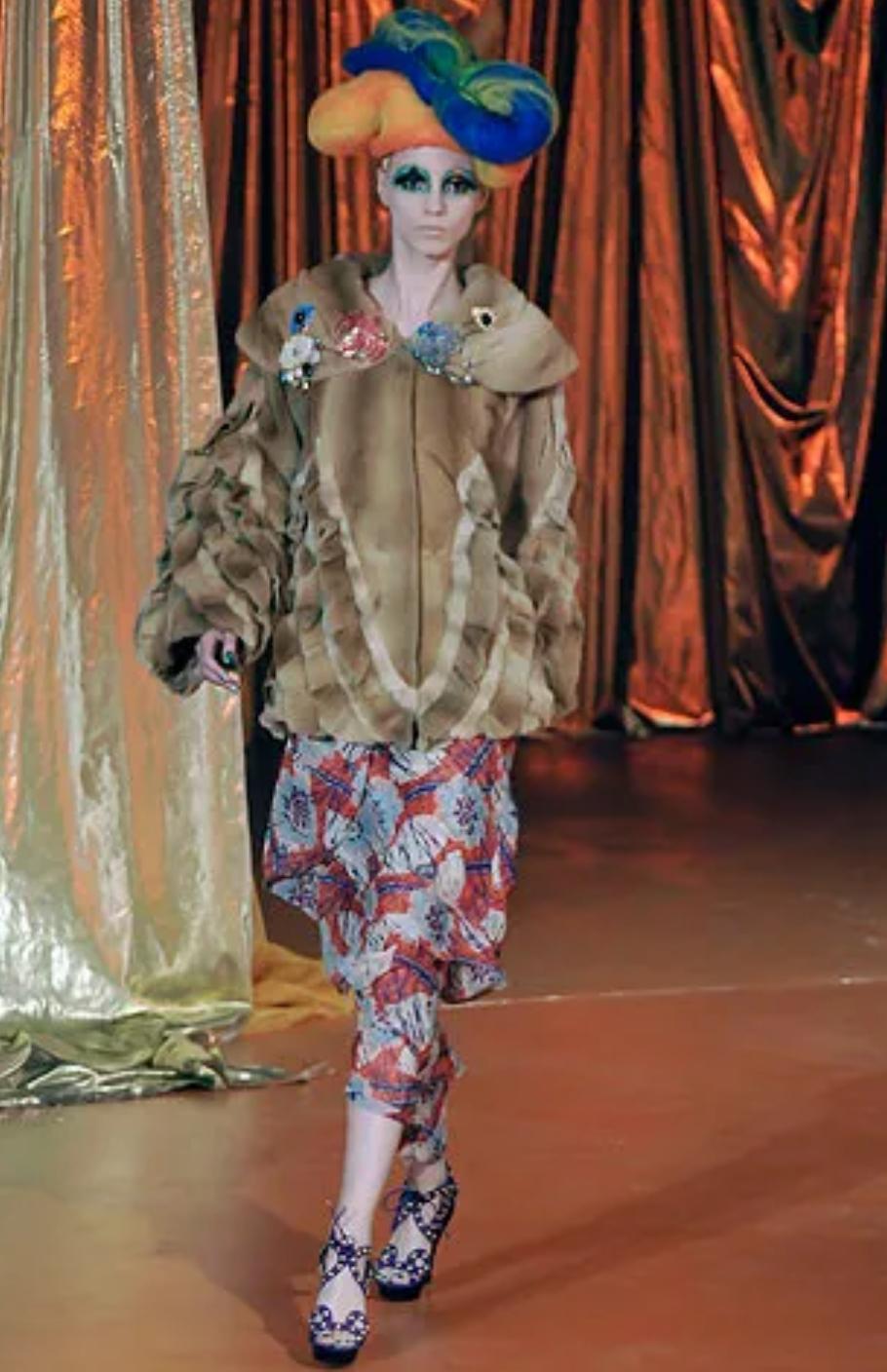 JOHN GALLIANO Seidenchiffon 'Ranunculus' Kleid mit Blumendruck FW 2007 im Angebot 2