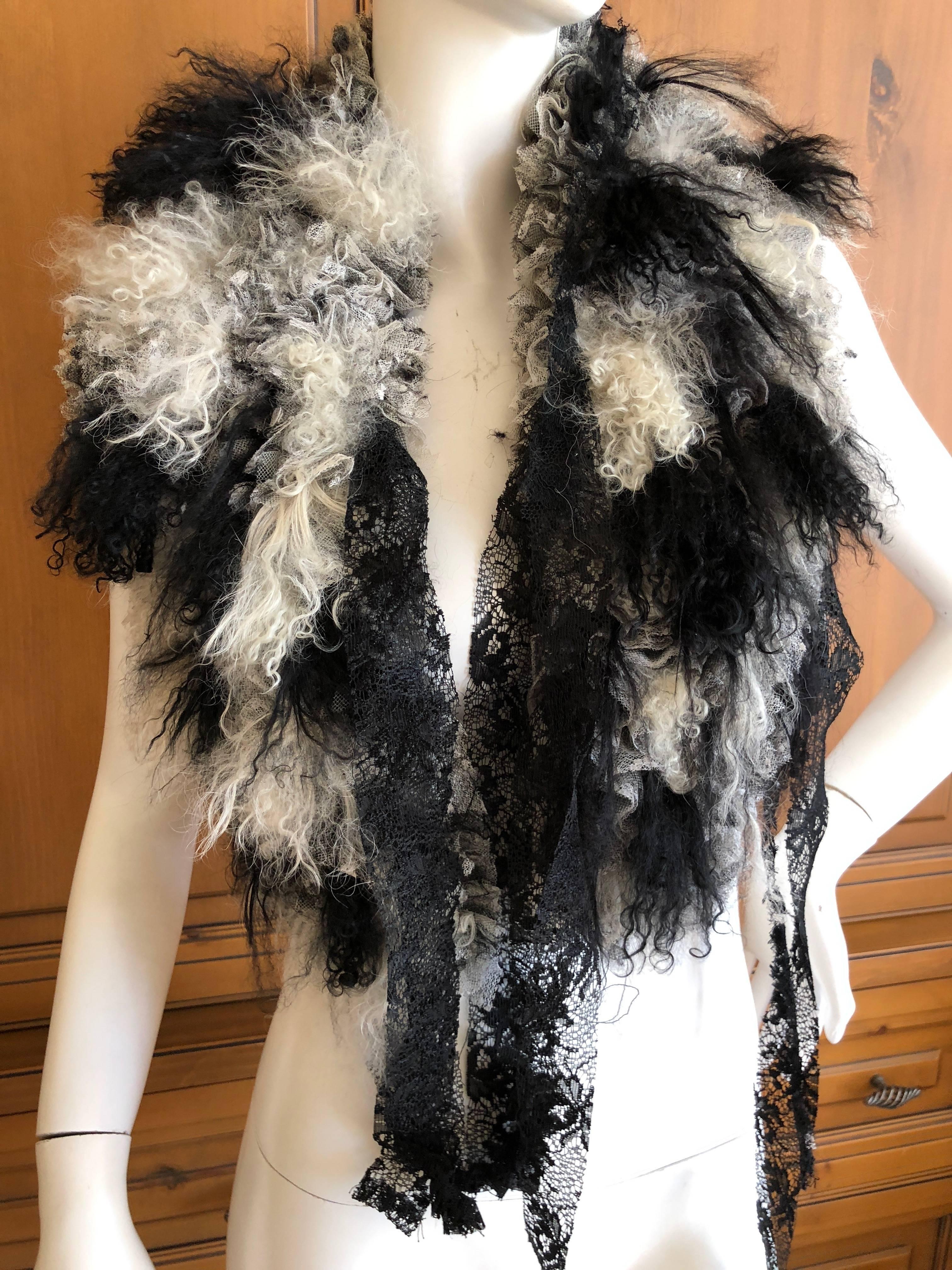 John Galliano Autumn 1995 Jacket w Detachable Elizabethan Ruffle Lace Fur Collar In Excellent Condition For Sale In Cloverdale, CA