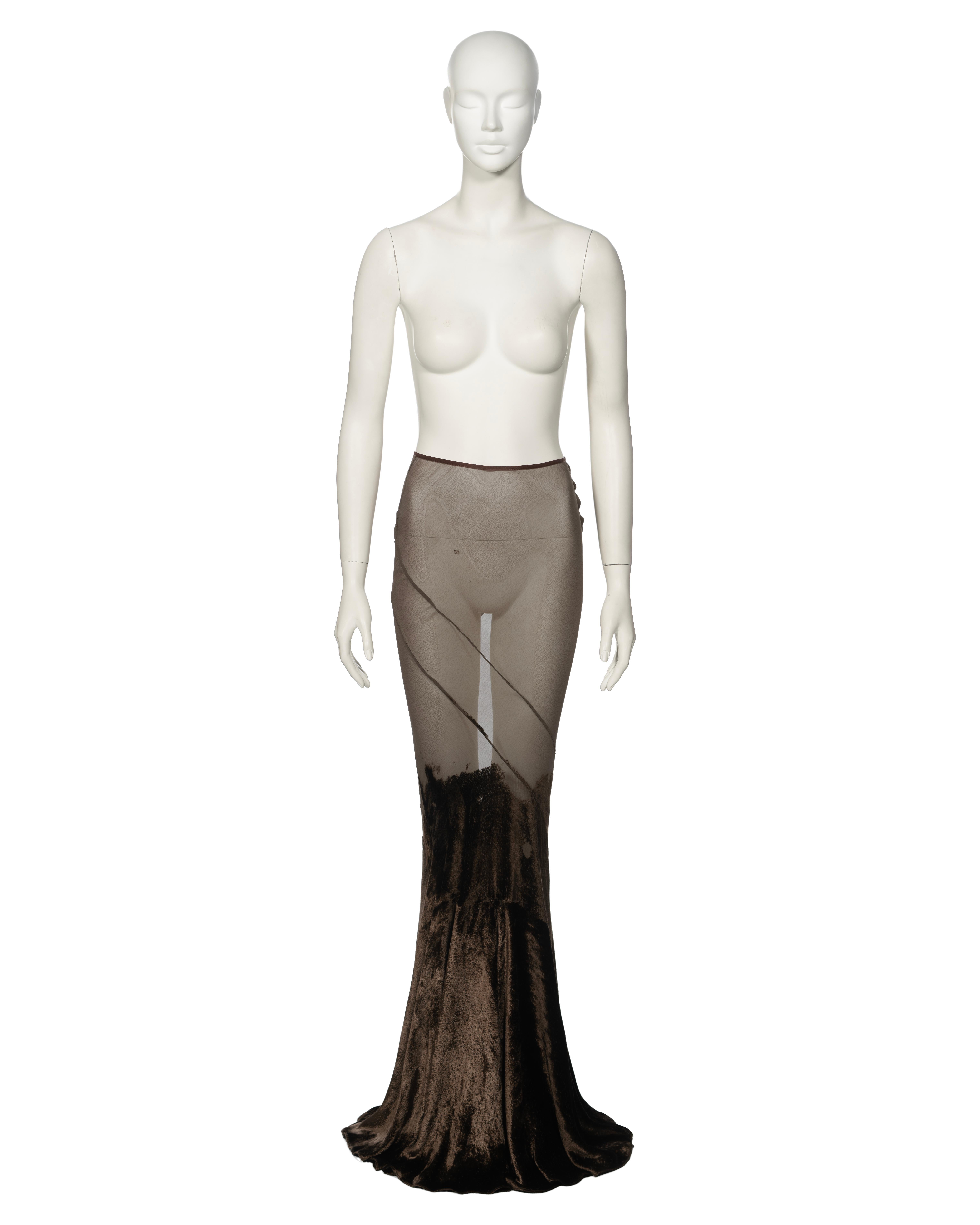 ▪ Archival John Galliano Evening Maxi Skirt 
▪ Spring-Summer 1992
▪ Sold by One of a Kind Archive
▪ Museum Grade
▪ Crafted from brown bias-cut silk chiffon
▪ Features devoré velvet from the hem that gradually dissipates to knee length, revealing the
