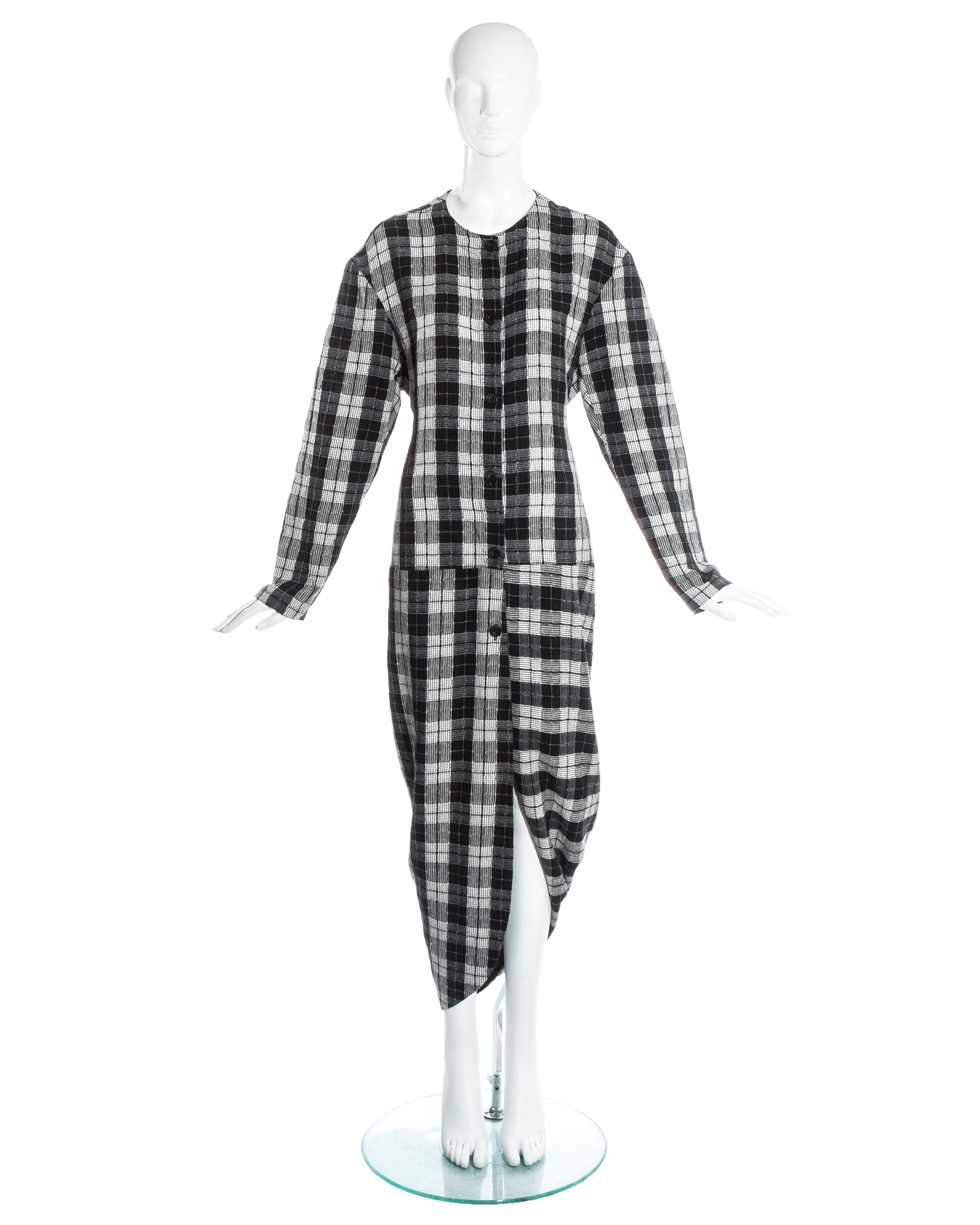 John Galliano black and white plaid cotton draped bustled shirt dress, fw 1987 For Sale 5