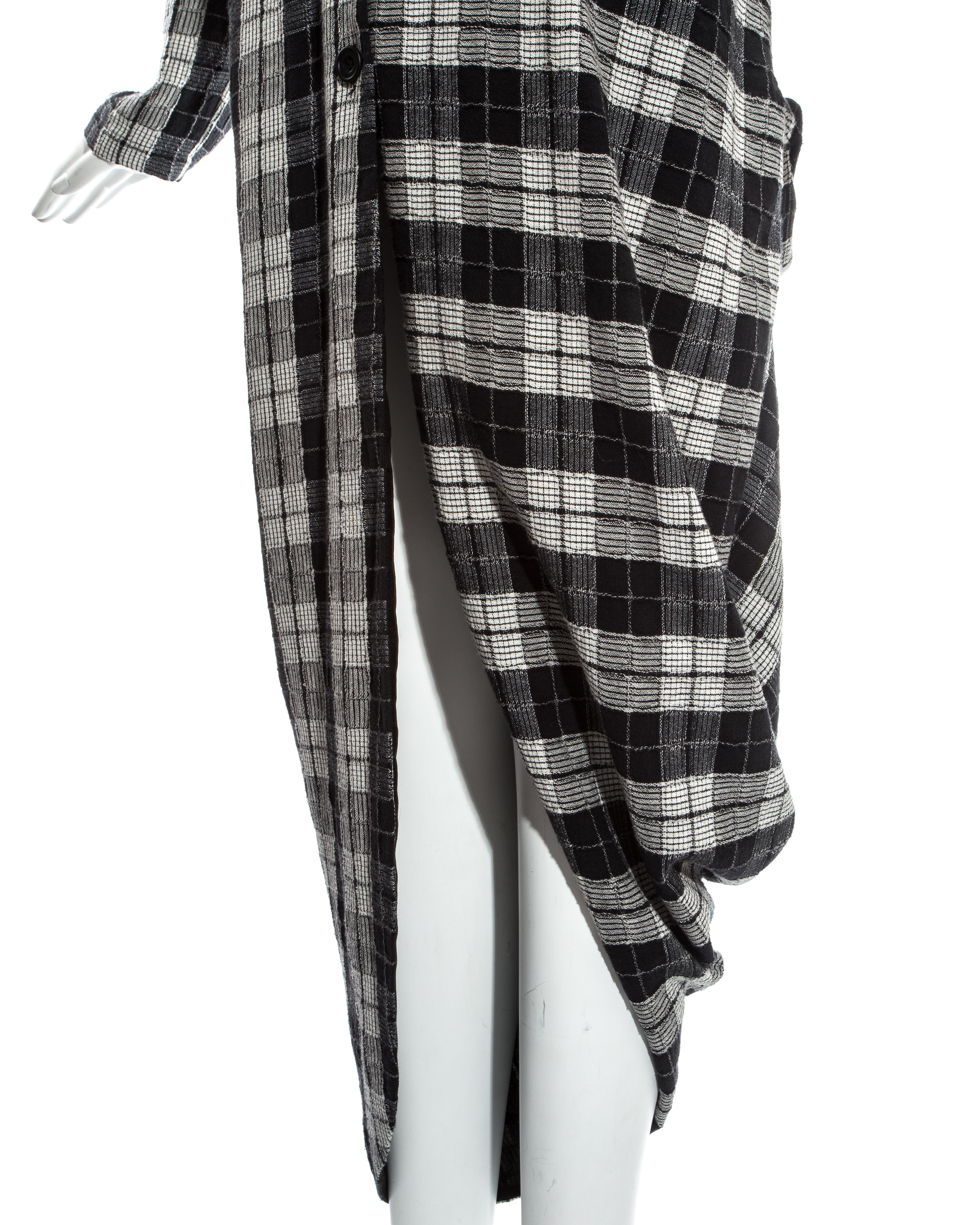 John Galliano black and white plaid cotton draped bustled shirt dress, fw 1987 In Excellent Condition For Sale In London, London