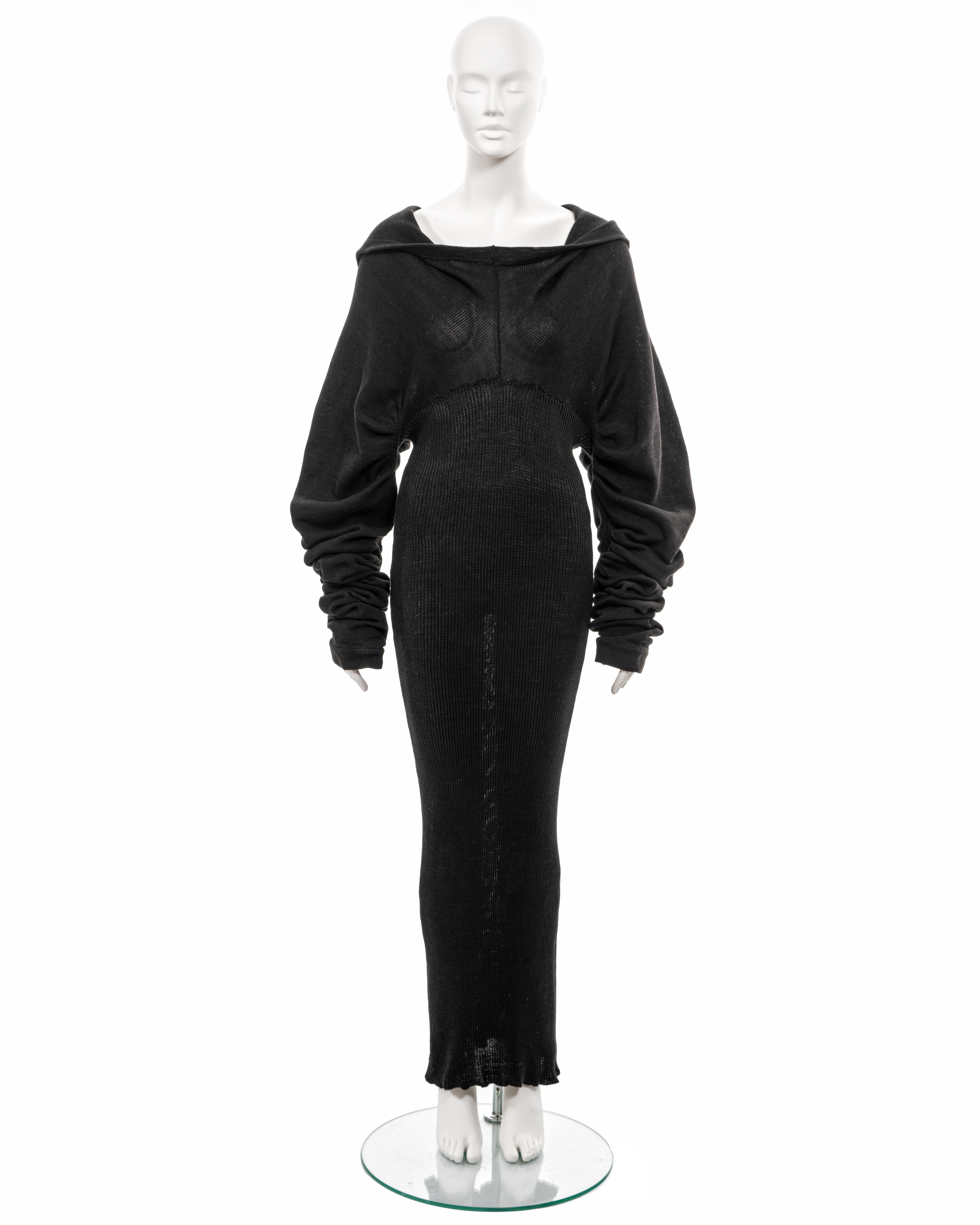 ▪ John Galliano black knitted cotton maxi dress
▪ Sold by One of a Kind Archive
▪ 'The Rose', Fall-Winter 1987
▪ Museum Grade
▪ Deep sailor collar
▪ Gathered circle-cut sleeves 
▪ Fitted tubular wiggle skirt 
▪ 100% Cotton
▪ UK10 - FR38 - US6
▪ Made