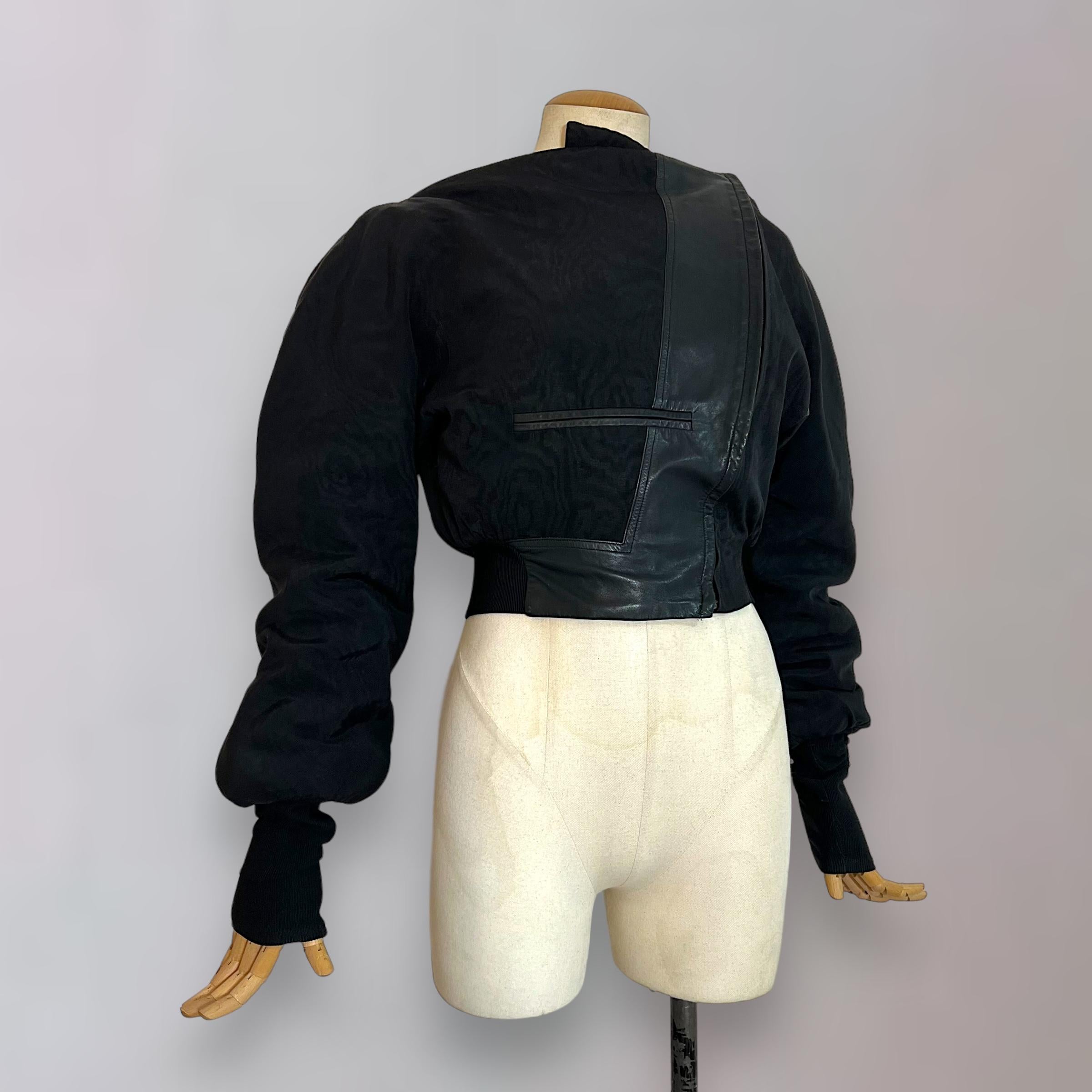 John Galliano black moiré bomber jacket, 'Fencing' collection, 1990 FW In Good Condition In CAPELLE AAN DEN IJSSEL, ZH