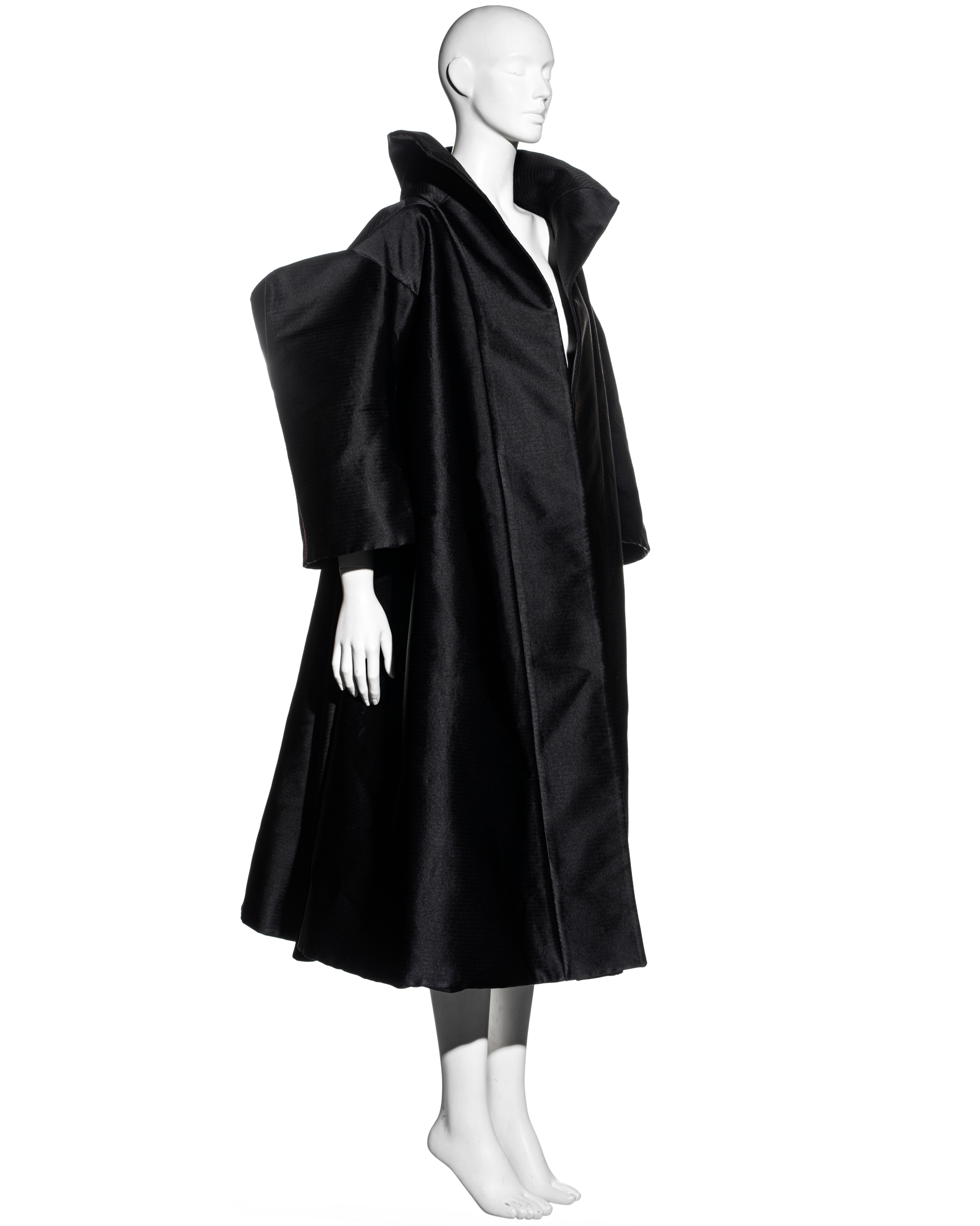 John Galliano black silk heavyweight showpiece opera coat, ss 1995 In Excellent Condition In London, GB