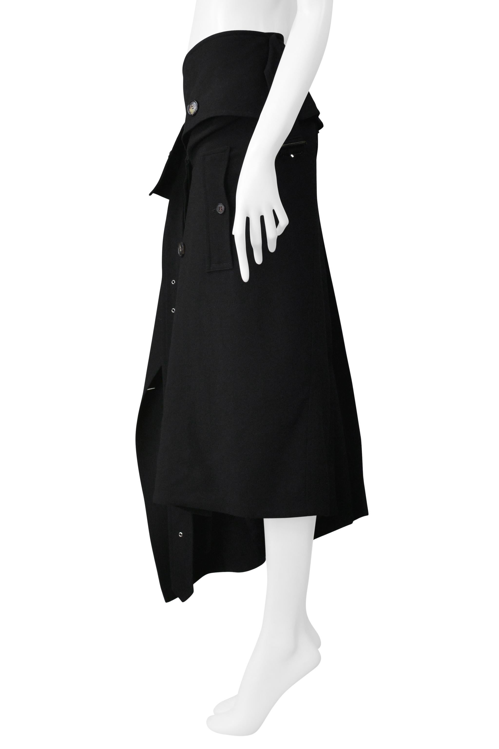 John Galliano Falda trench de lana negra Fw 1999 en venta 2