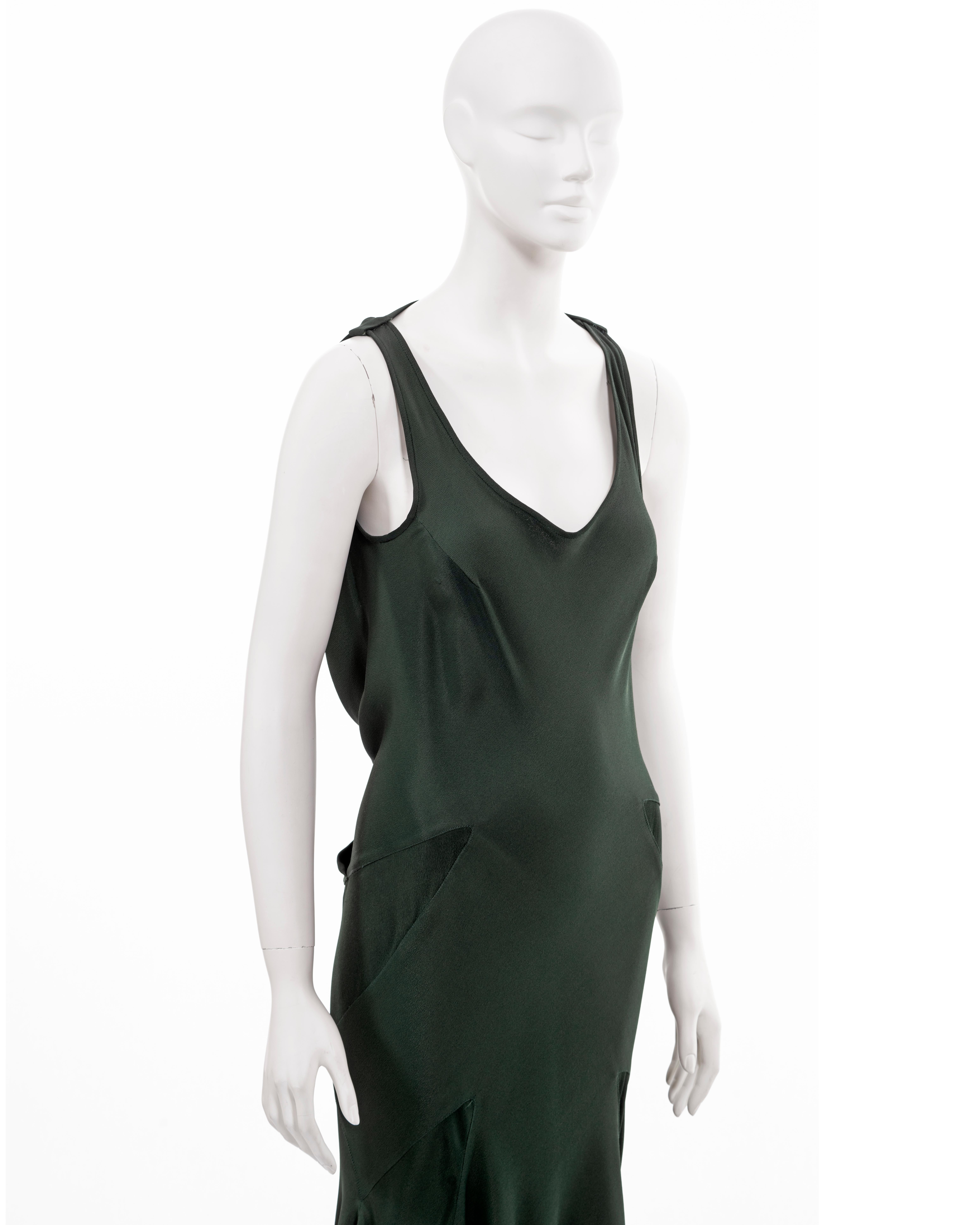 John Galliano, robe du soir en crêpe coupé en biais, vert bouteille, fw 1988 en vente 4
