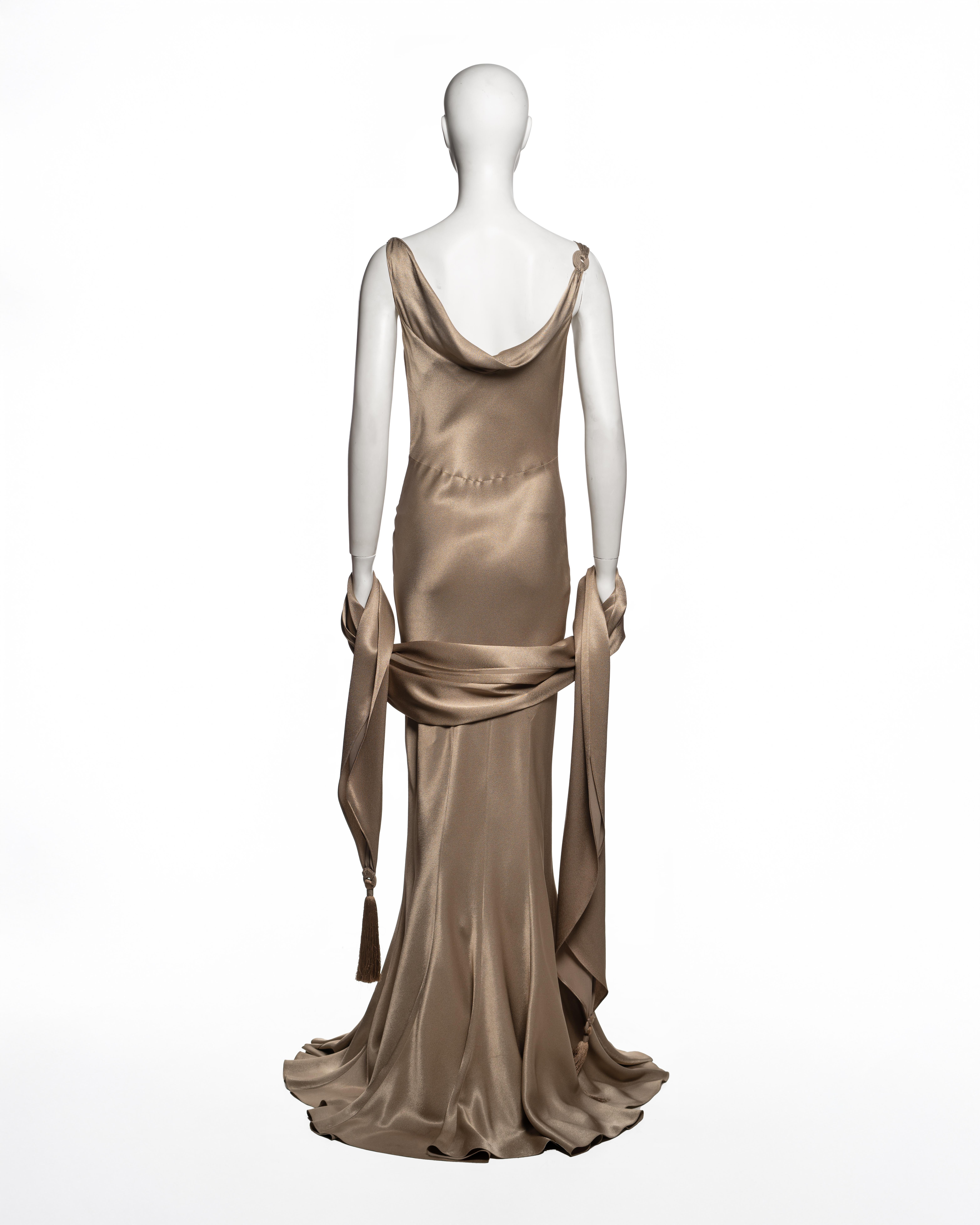 John Galliano Bronze Schrägschnitt-Satin-Abendkleid und Fransenschal, SS 2000 im Angebot 6