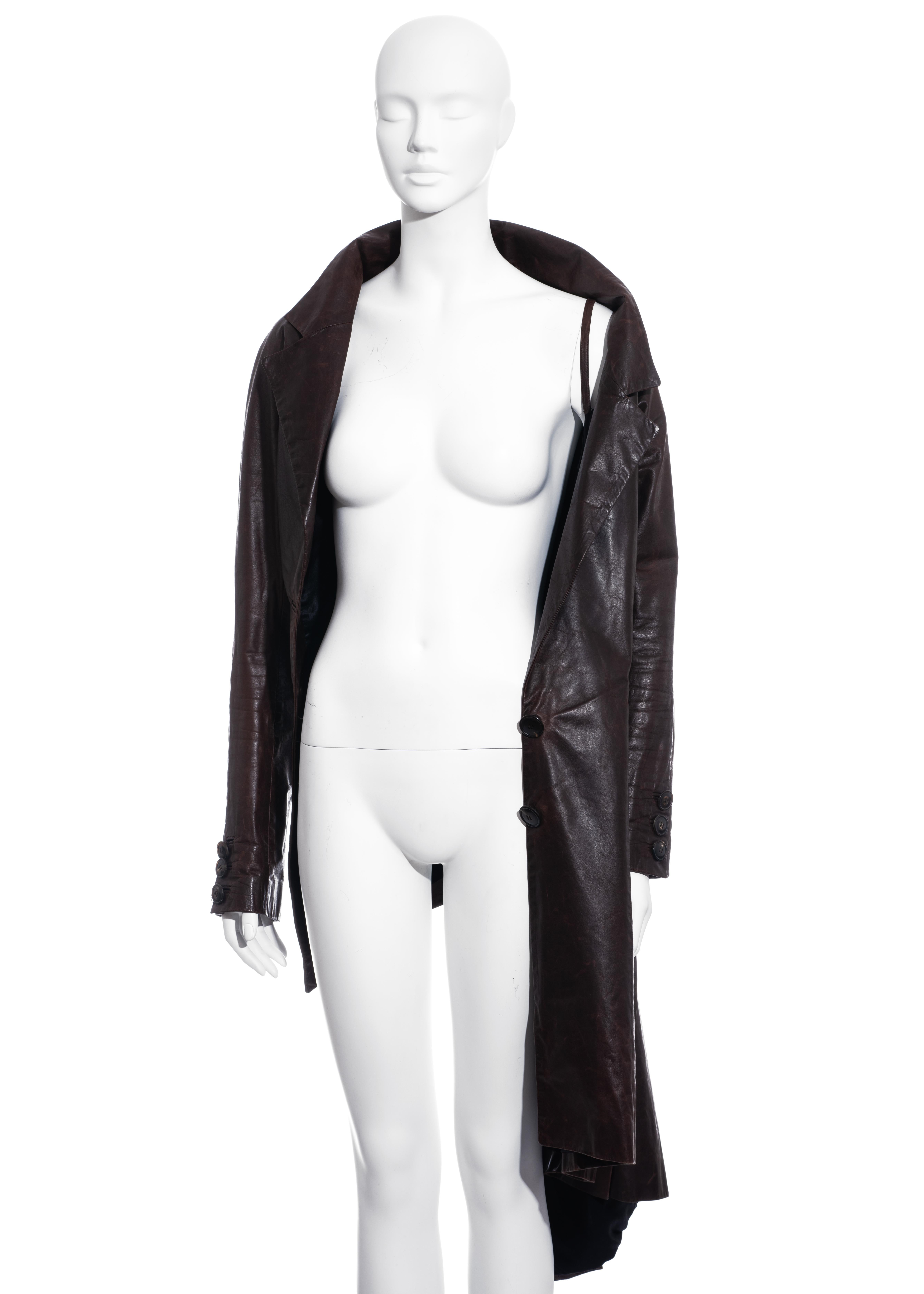 John Galliano - veste à épaulettes en cuir brun torsadé, fw 2000 Bon état - En vente à London, GB
