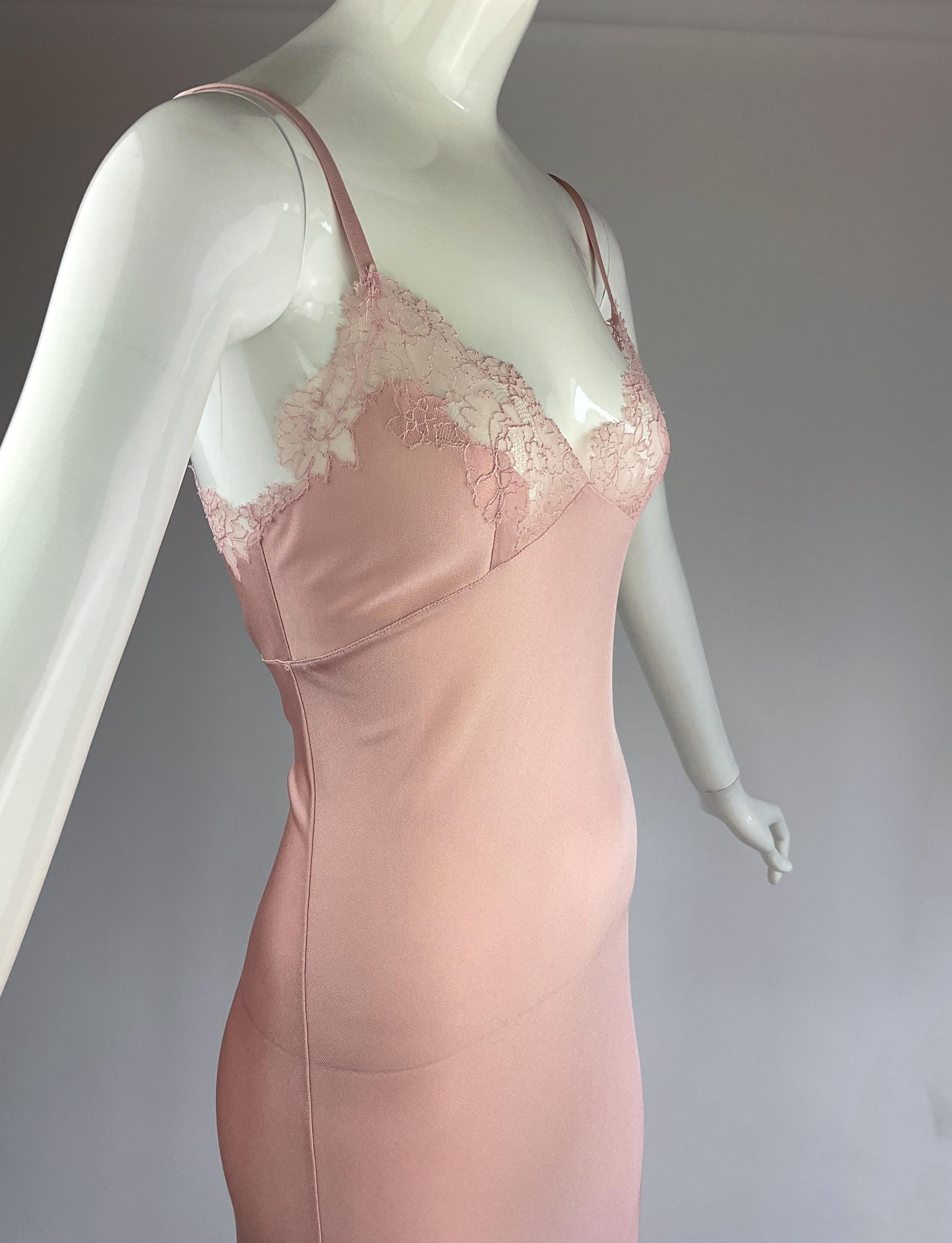 John Galliano for Christian Dior Autunno Inverno A/I 2000 Abito Boudoir Rosa Pallido in vendita 1