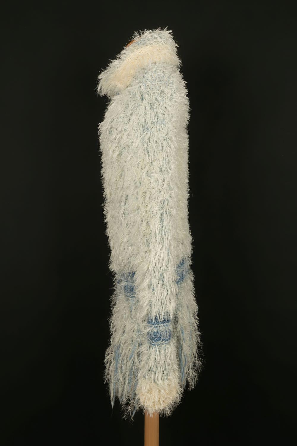 John Galliano - Manteau avec mélange de laine dans les tons bleus, automne 2005 Pour femmes en vente
