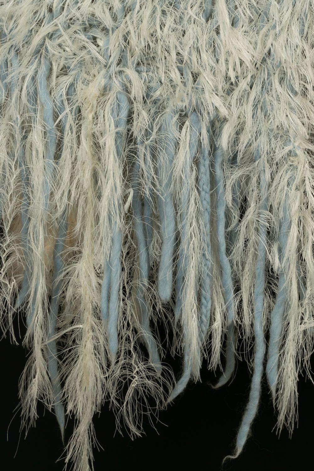 John Galliano - Manteau avec mélange de laine dans les tons bleus, automne 2005 en vente 3
