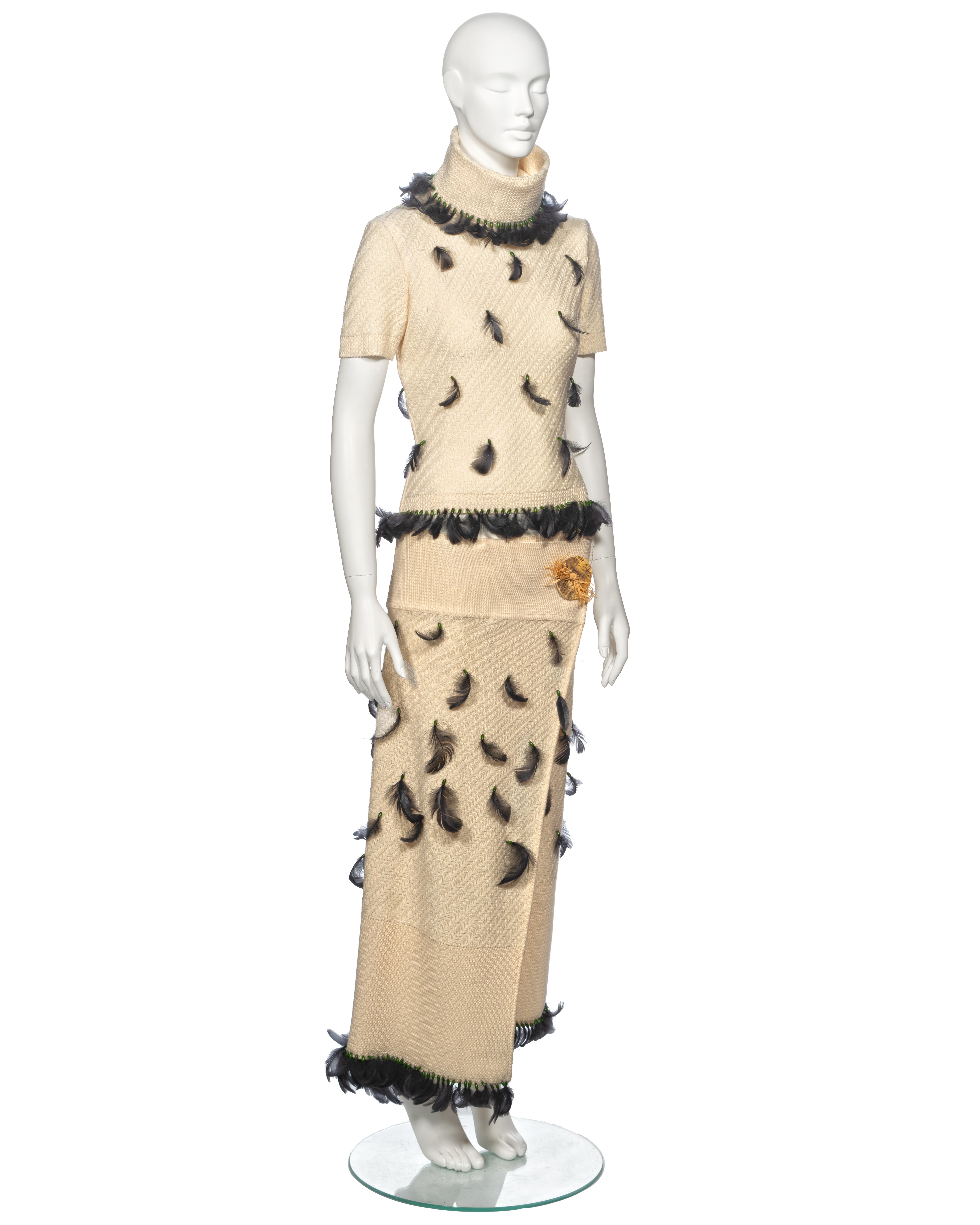 John Galliano Cream Knitted Skirt Suit Adorned With Black Feathers, fw 1999 For Sale 4