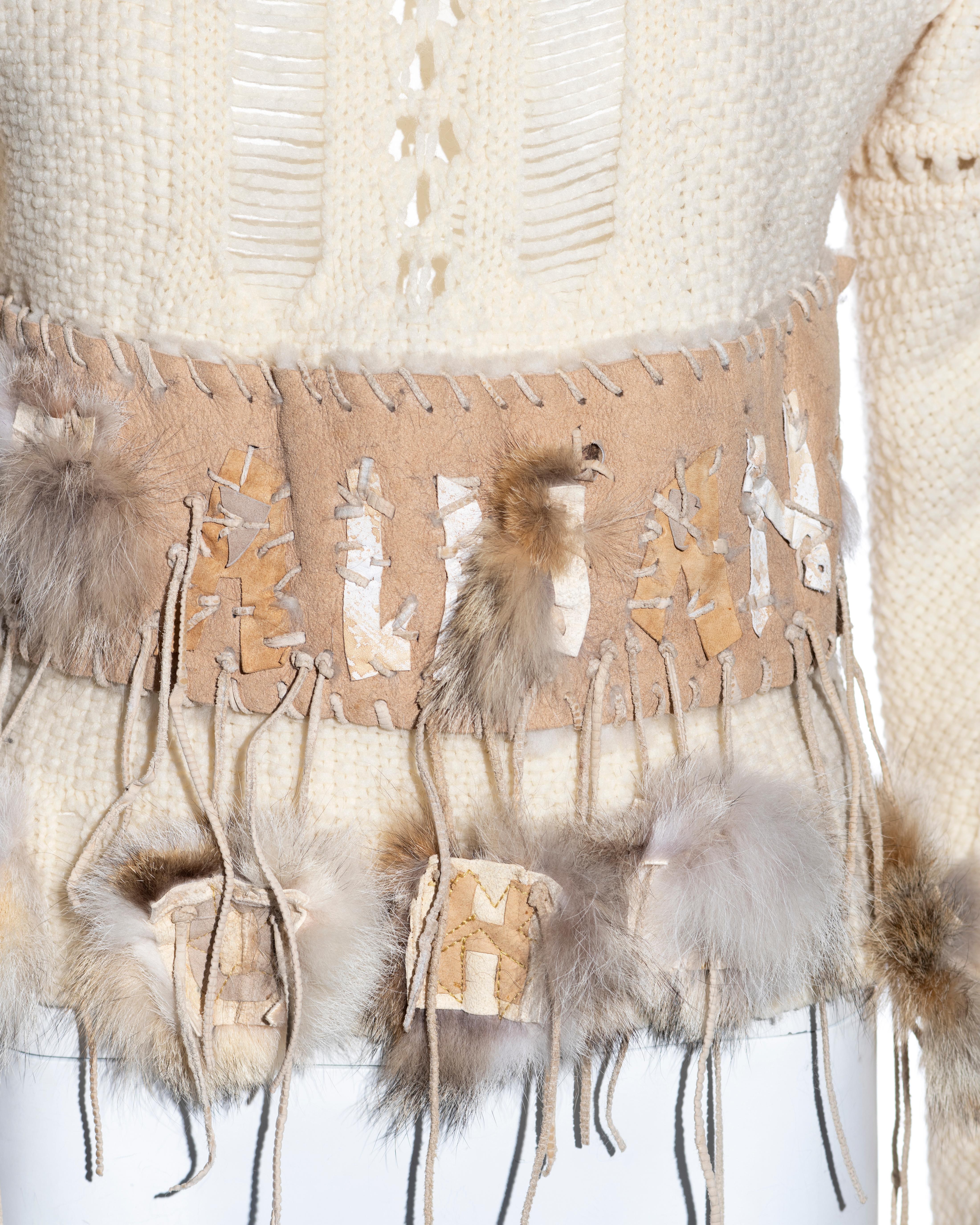 Pull en laine et fourrure crème John Galliano avec sac en peau de mouton assorti, automne-hiver 2002 Pour femmes en vente