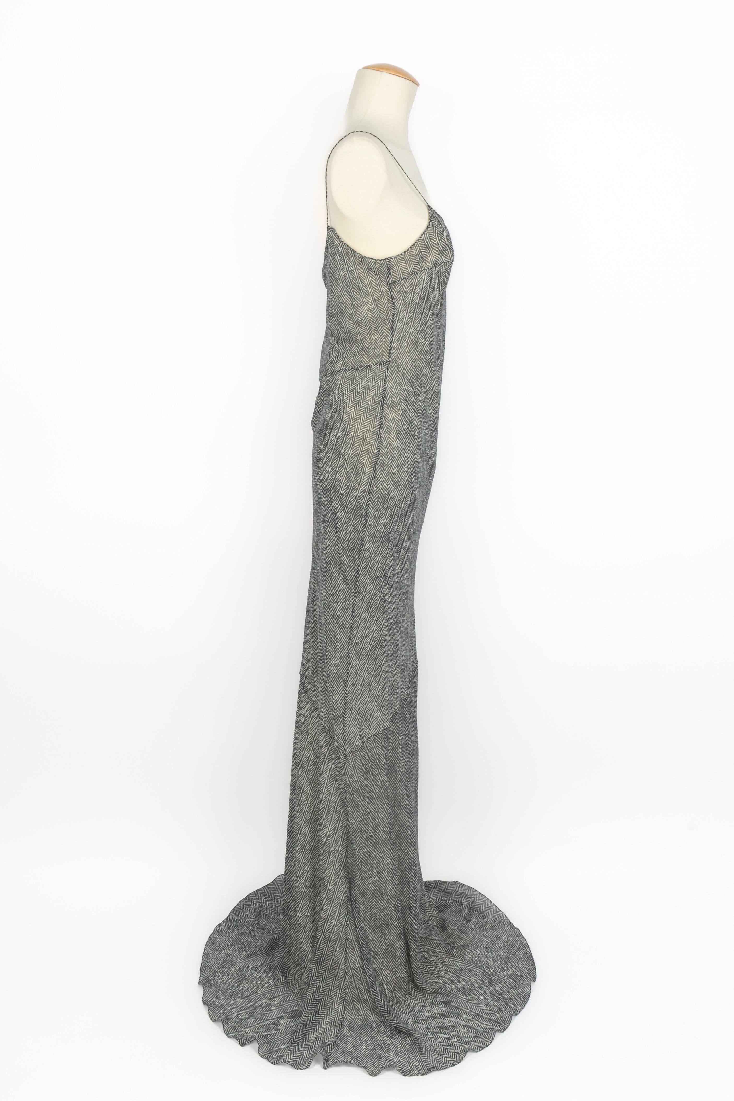 John Galliano Kleid 2001 im Zustand „Hervorragend“ im Angebot in SAINT-OUEN-SUR-SEINE, FR