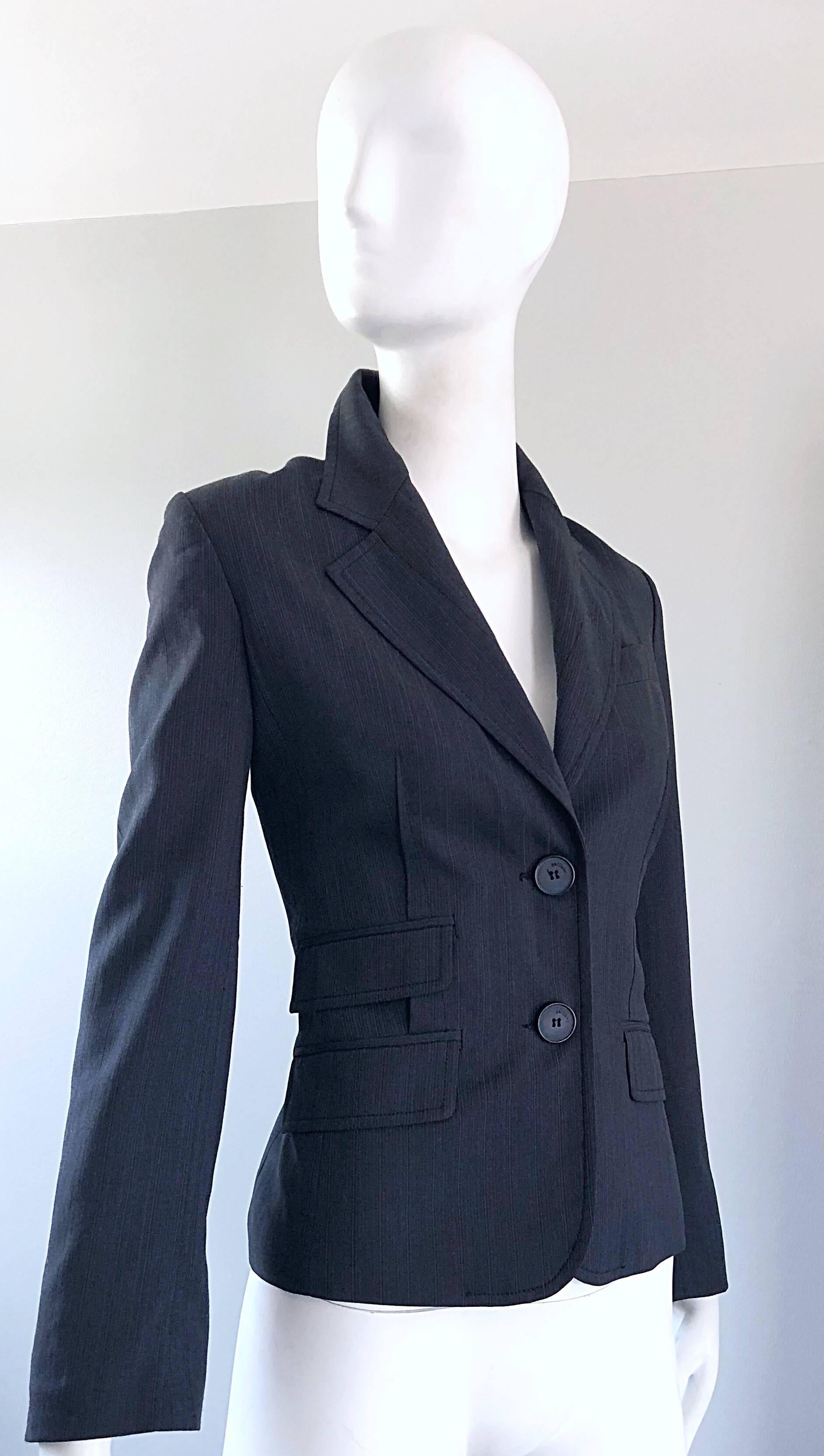John Galliano Early 2000s Size 42 Gray + Purple Pinstripe Blazer Jacket In Excellent Condition For Sale In San Diego, CA