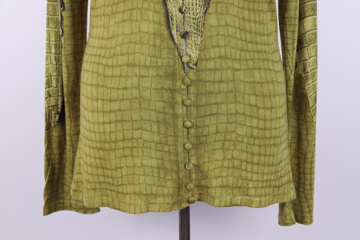 John Galliano F/W 2000 Strickjacke mit Krokodilmuster (Braun) im Angebot