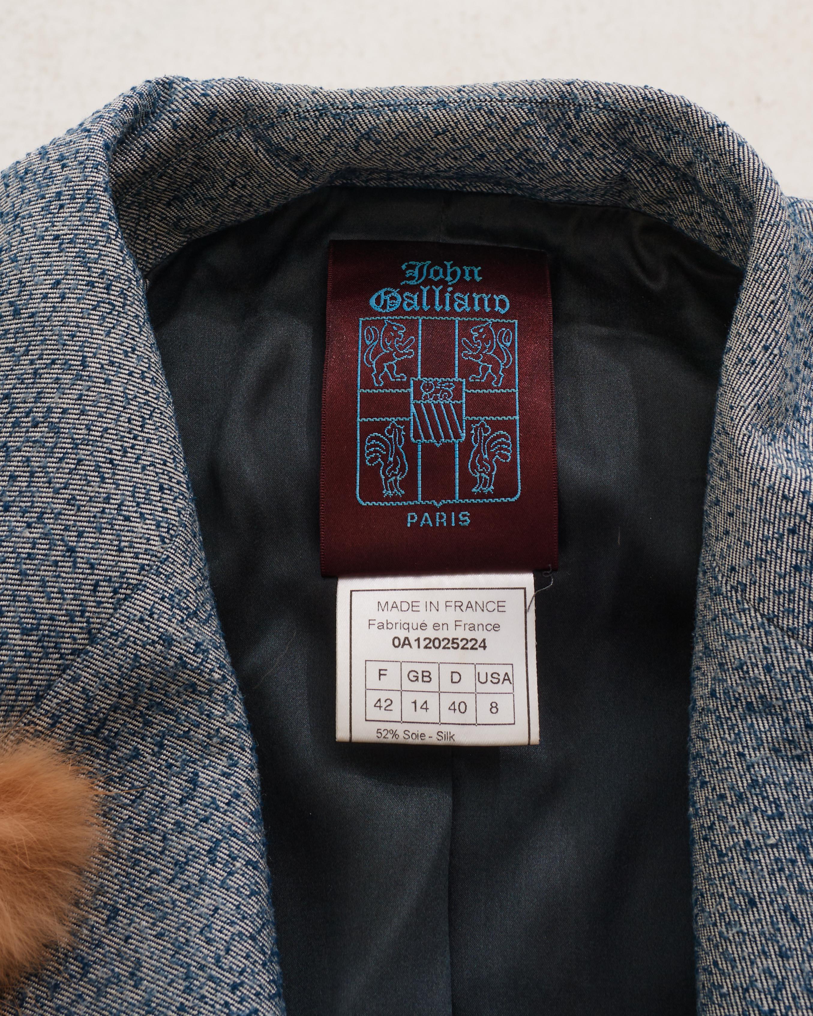 John Galliano F/W 2000 Zweireihige Jacke mit Pelzbesatz in Blau im Angebot 5