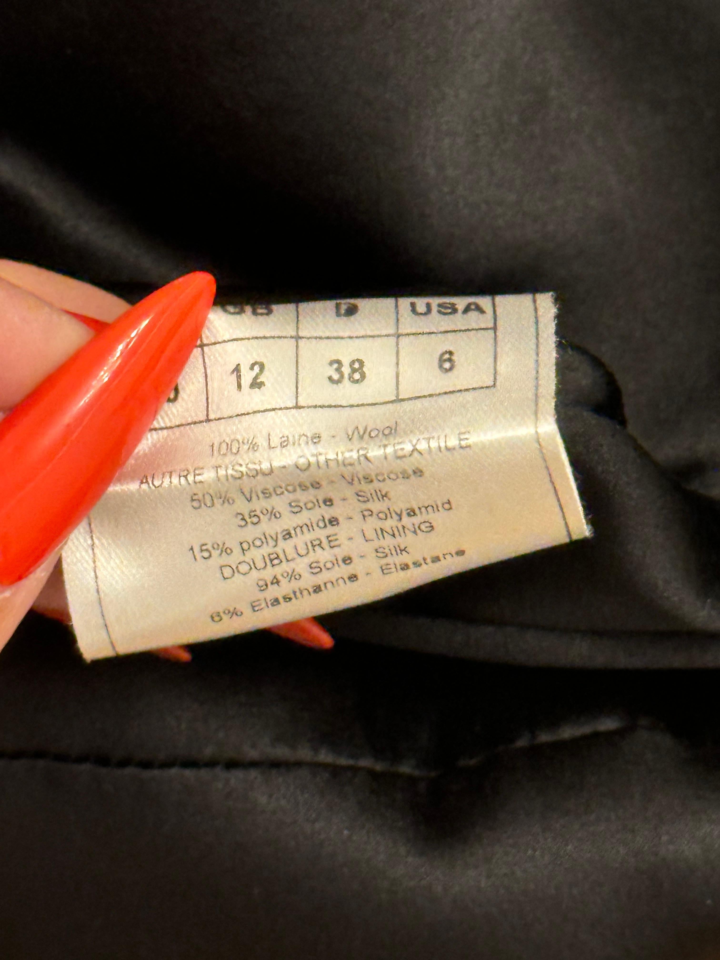 John Galliano F/W 2006 archival amazing black long jacket (veste longue noire) en vente 10