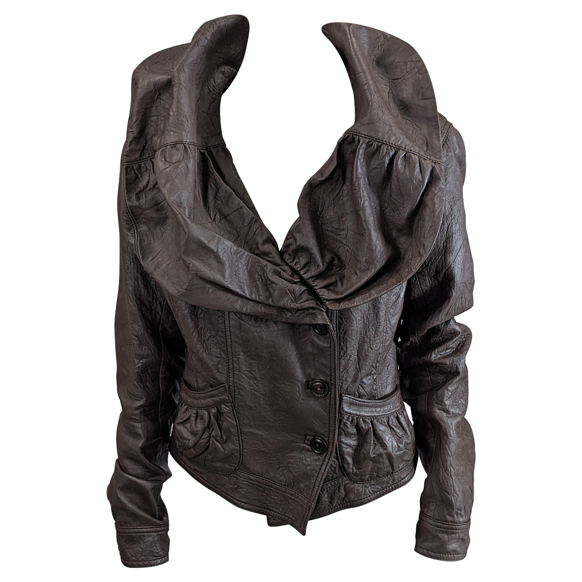 John Galliano - Giacca in pelle con colletto a forma di ritratto - Autunno/Inverno 2005