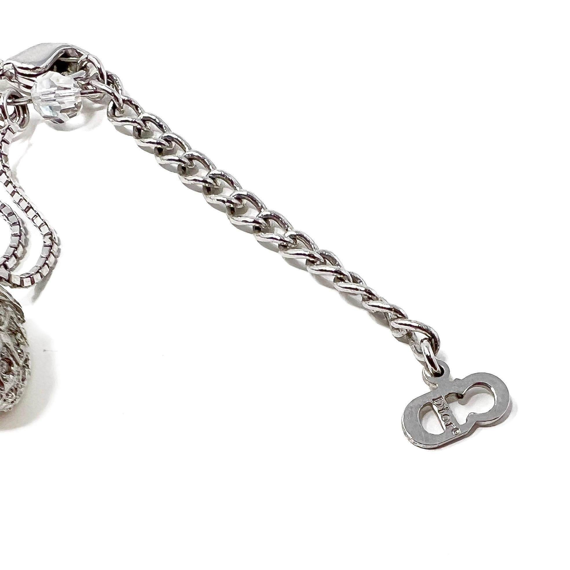 John Galliano für Christian Dior 1990er Jahre Vintage-Armband mit Strass und Eichelanhängern im Angebot 2