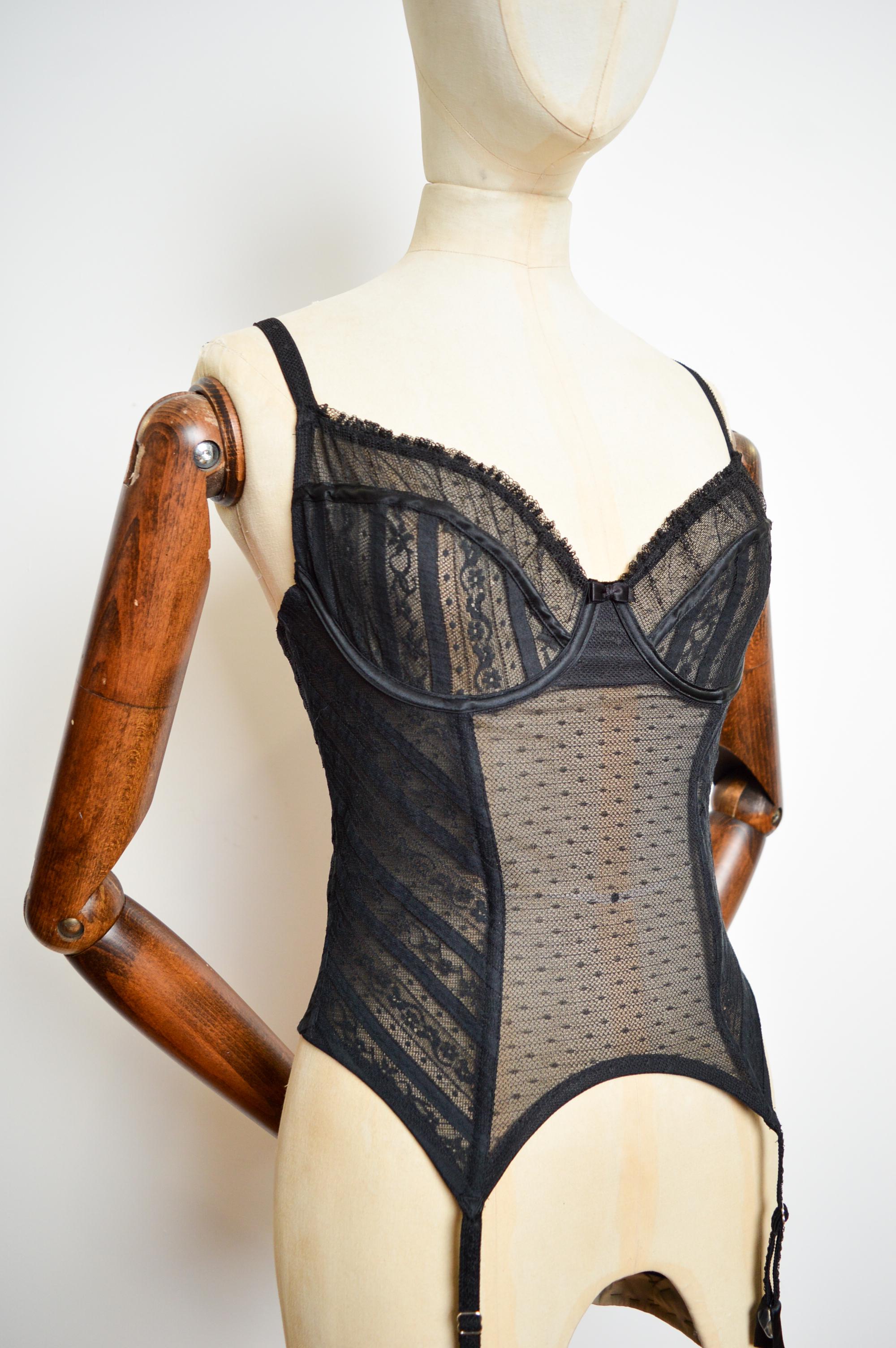 John Galliano for Christian Dior Schwarzes Spitzen-Dentelle-Korsett - Bustier um 2006 im Angebot 8