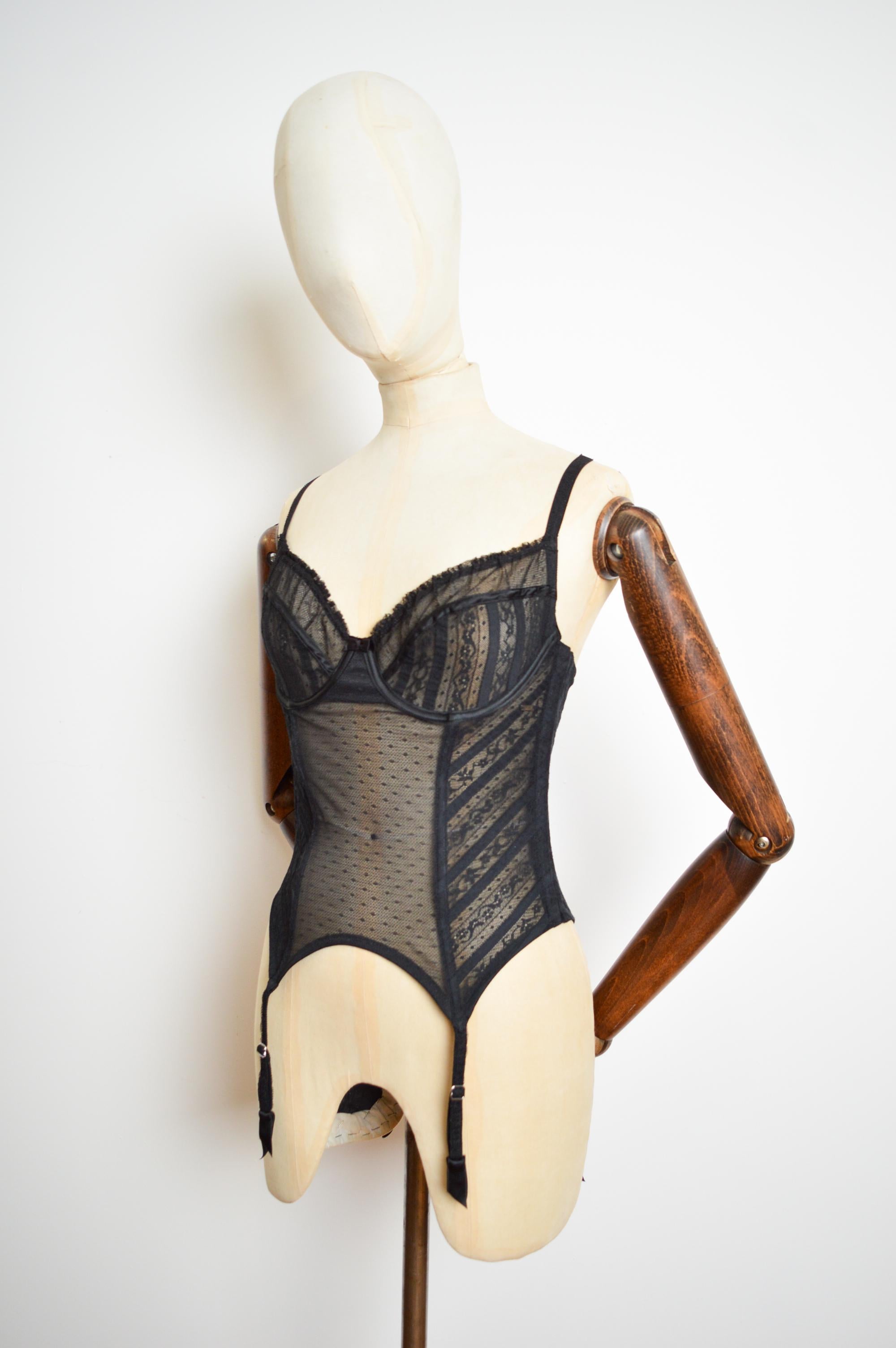 John Galliano for Christian Dior Schwarzes Spitzen-Dentelle-Korsett - Bustier um 2006 im Zustand „Gut“ im Angebot in Sheffield, GB