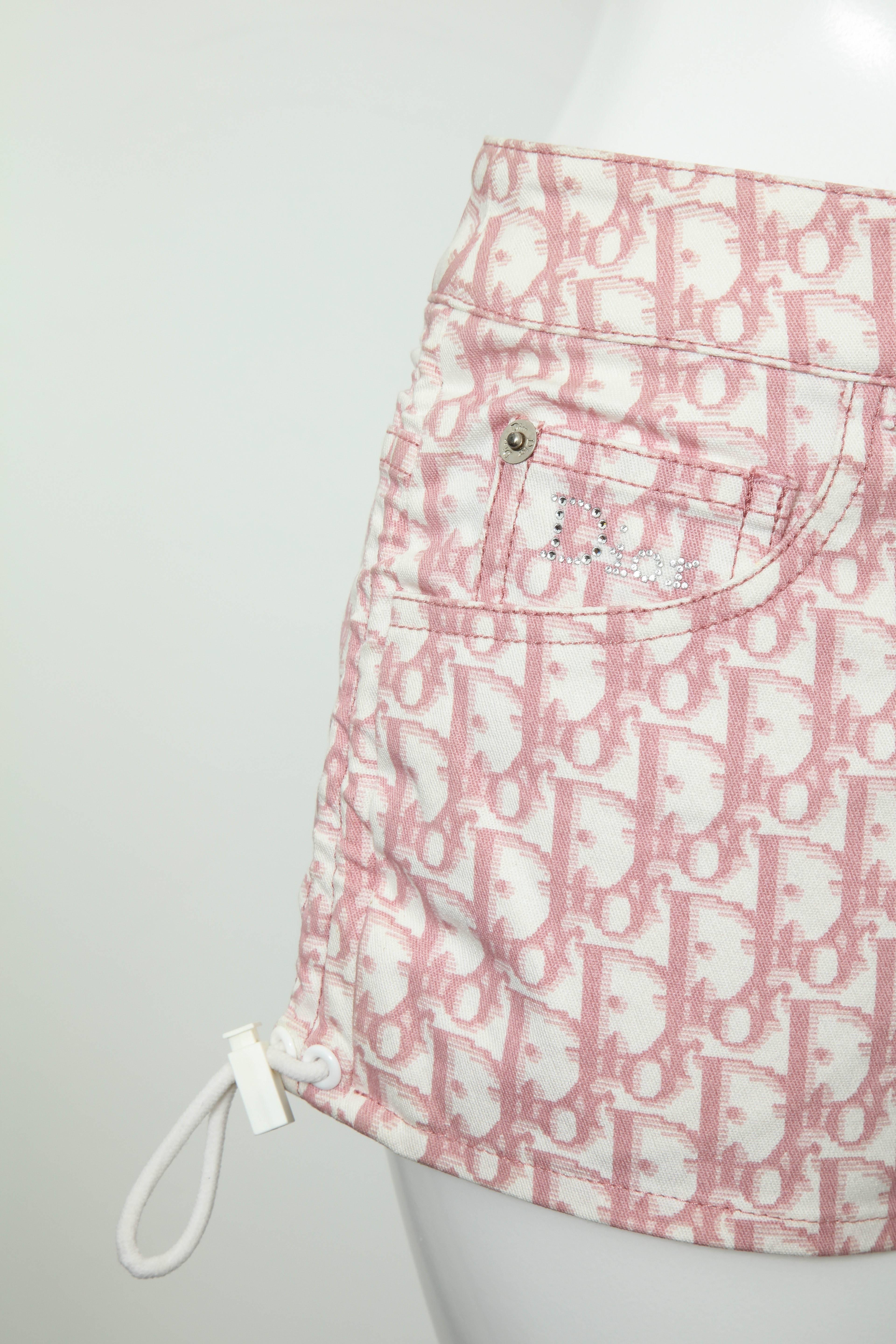 dior logo shorts