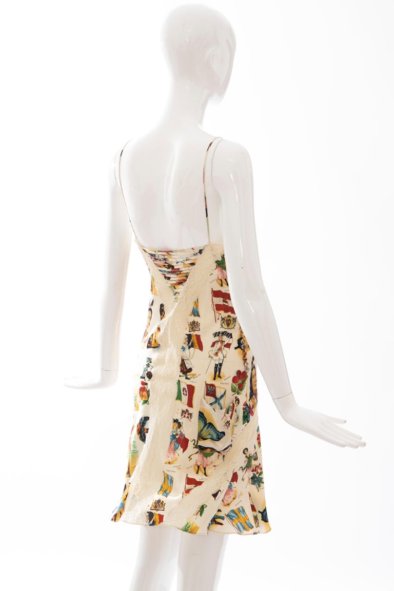 christian dior multicolor floral print silk dress 2002 Christian Dior by John Galliano FW 2002 Silk Embroidered Runway Dress