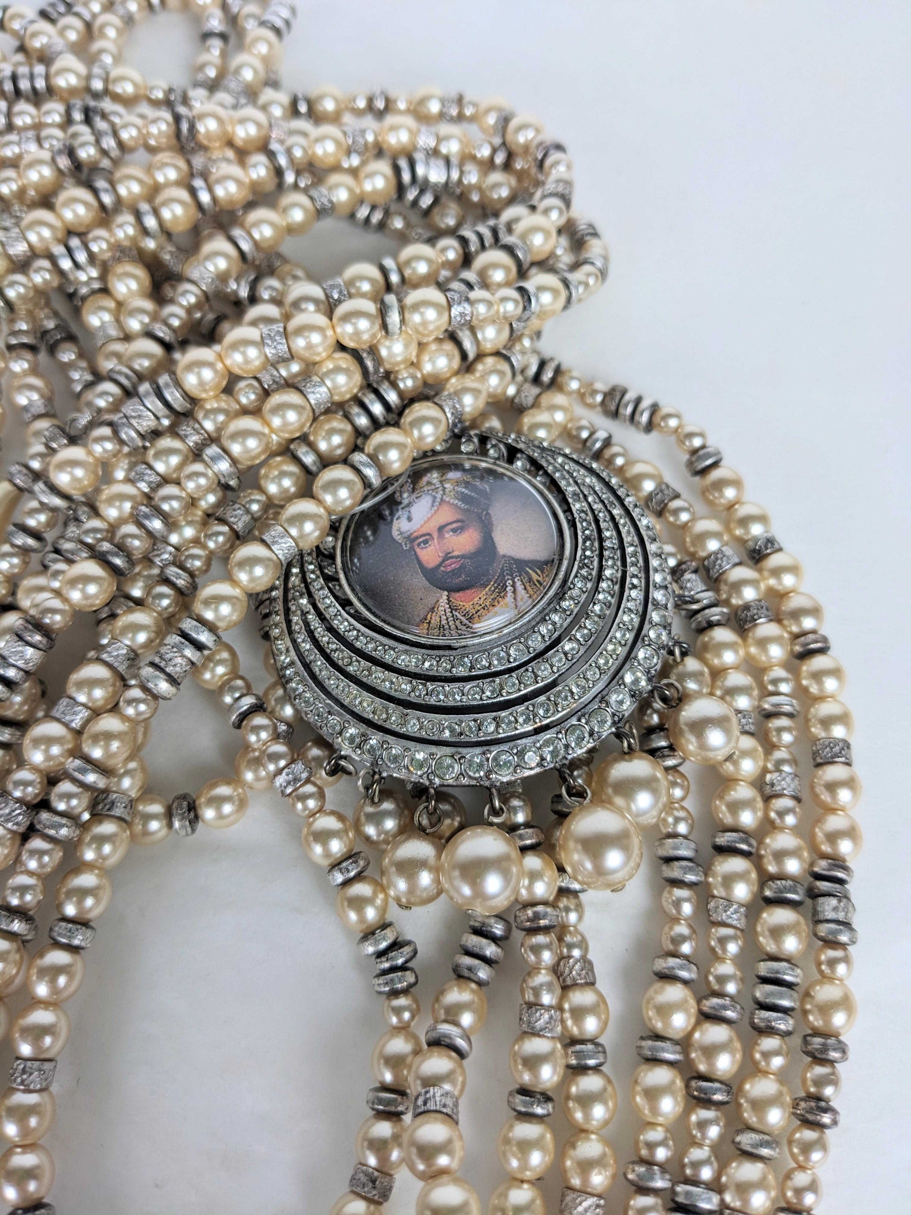 John Galliano for Christian Dior Primavera/Estate 1998 Collana elaborata di perle Raj in vendita 3