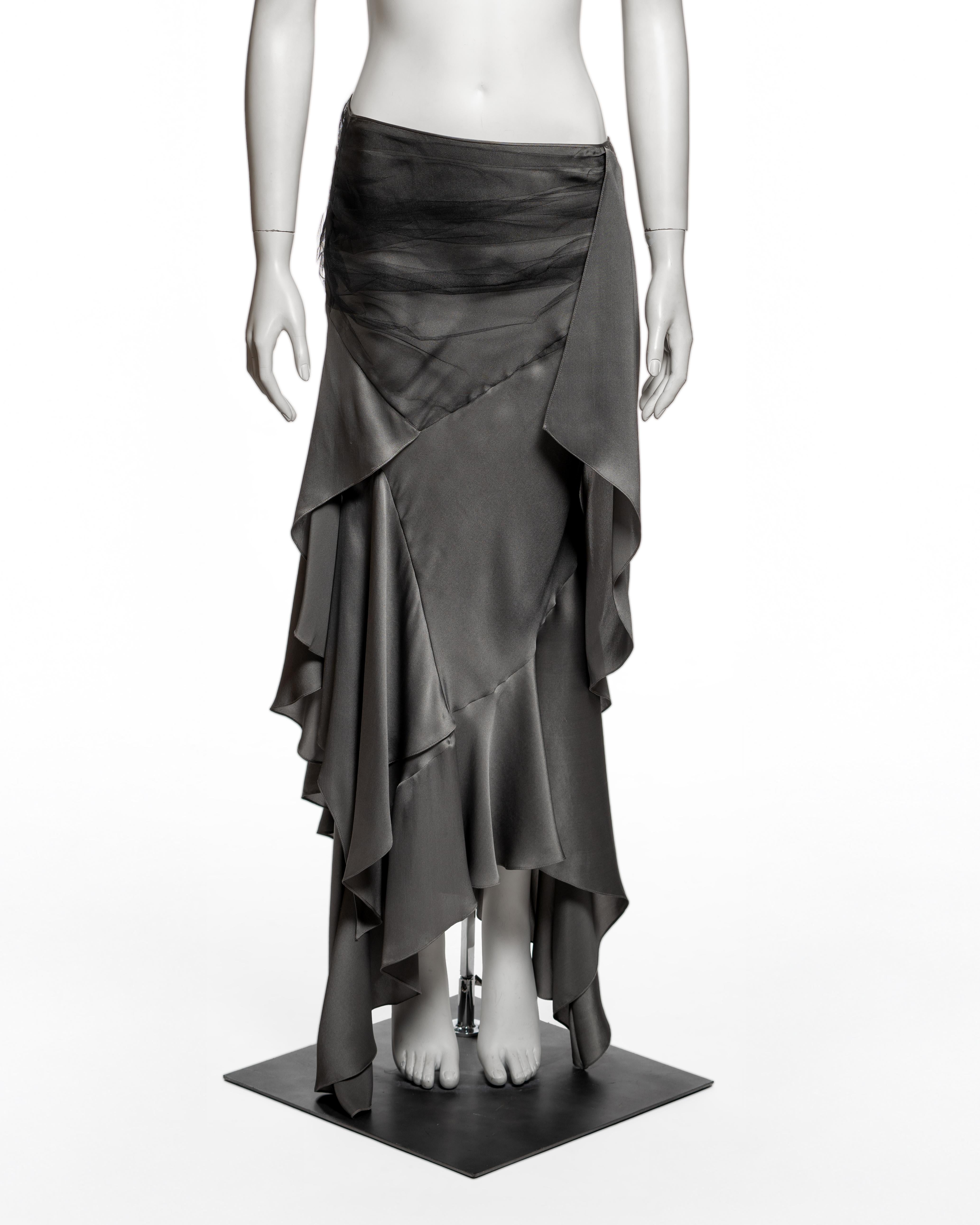 John Galliano Gonna drappeggiata in seta tagliata in sbieco grigia con sovrapposizione di tulle, SS 2006 In condizioni ottime in vendita a London, GB
