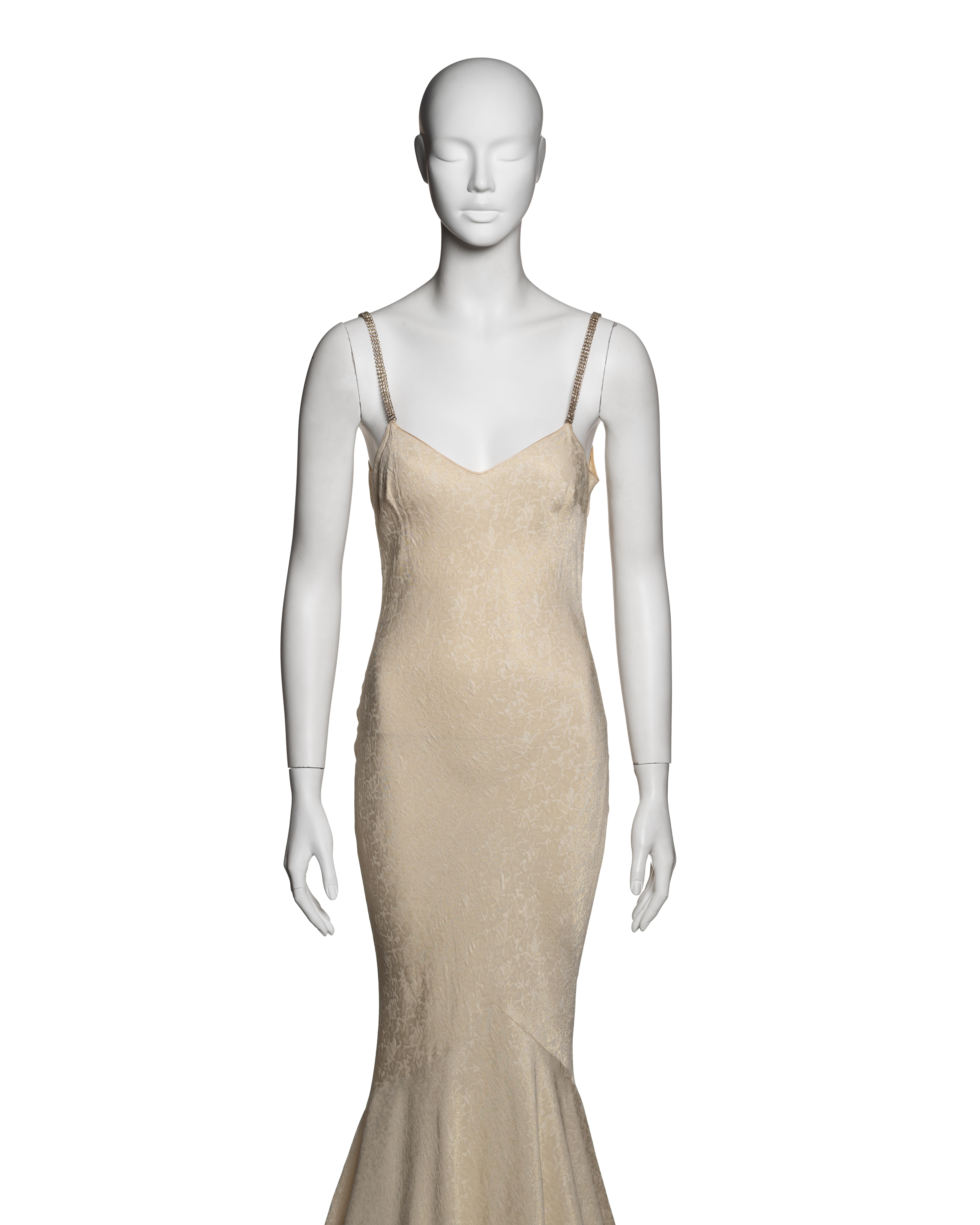John Galliano Elfenbeinfarbenes Metallic-Jacquard-Slipkleid mit Strassriemen in Strass, F/S 2003 (Braun) im Angebot