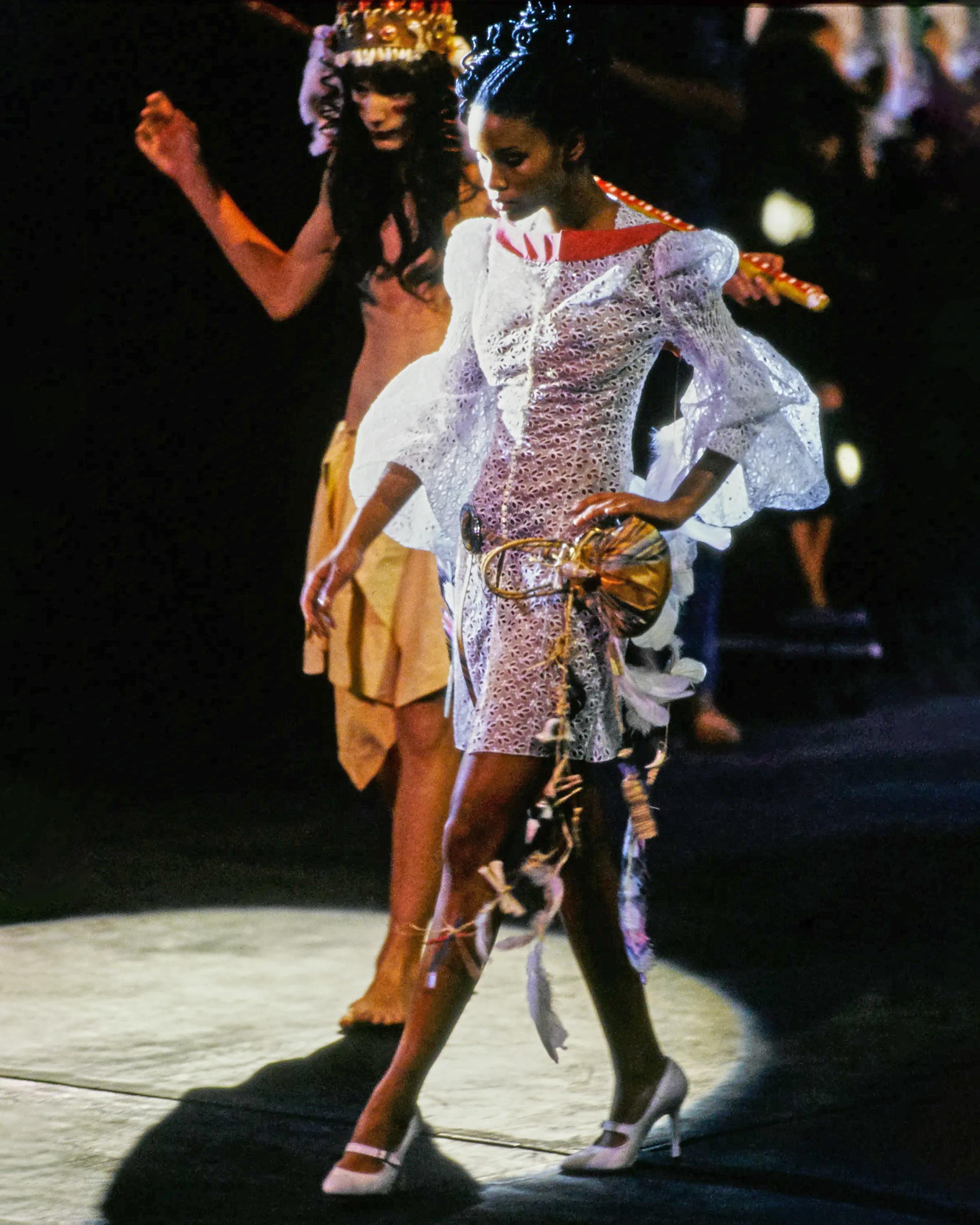 John Galliano Ivory Organza Cut-Work 'L'Ecole de Danse' Dress, ss 1996 In Excellent Condition For Sale In London, GB