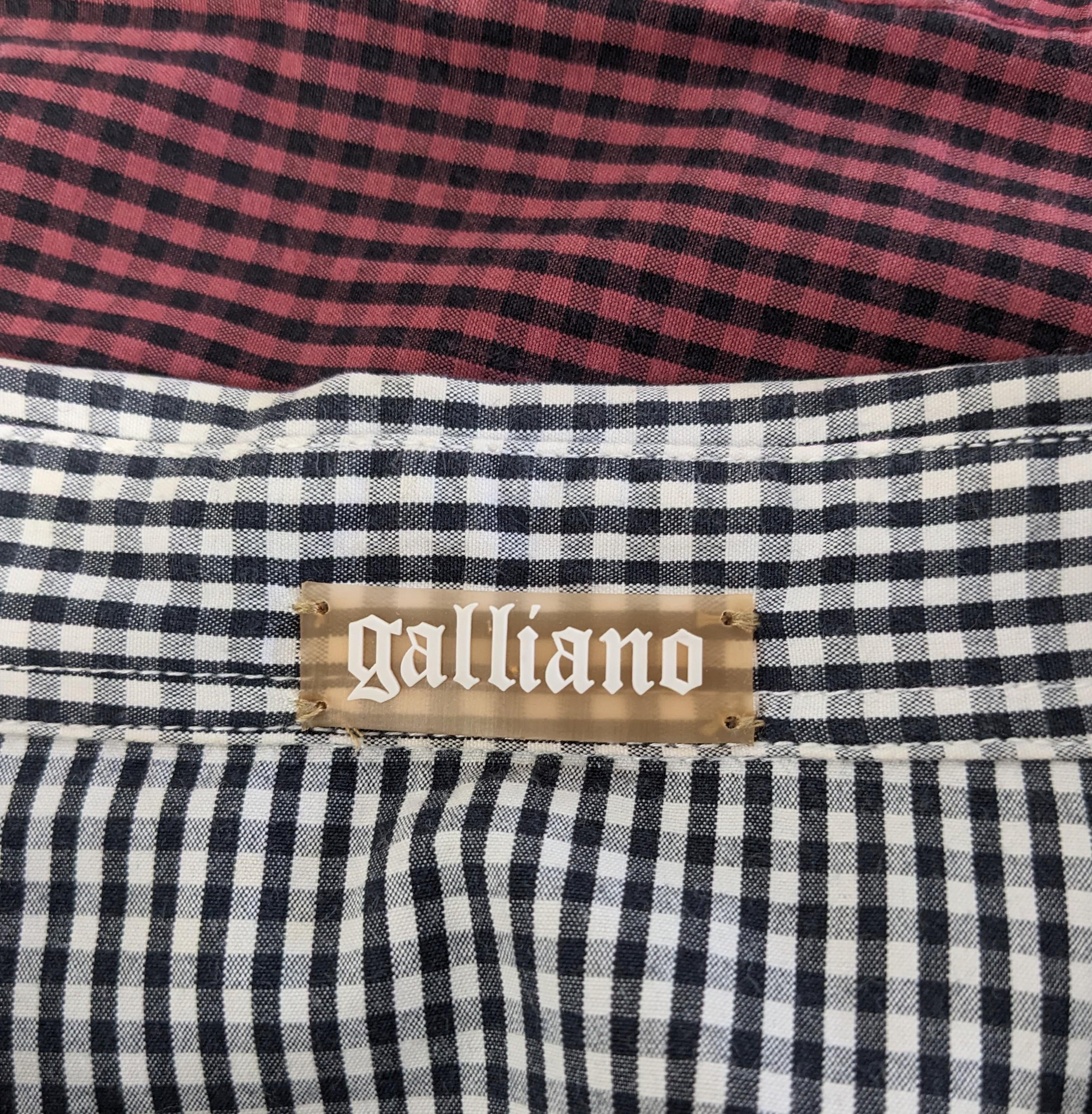 da uomo o donna John Galliano - Camicia da uomo tinta in massa color rosso sangallo. in vendita