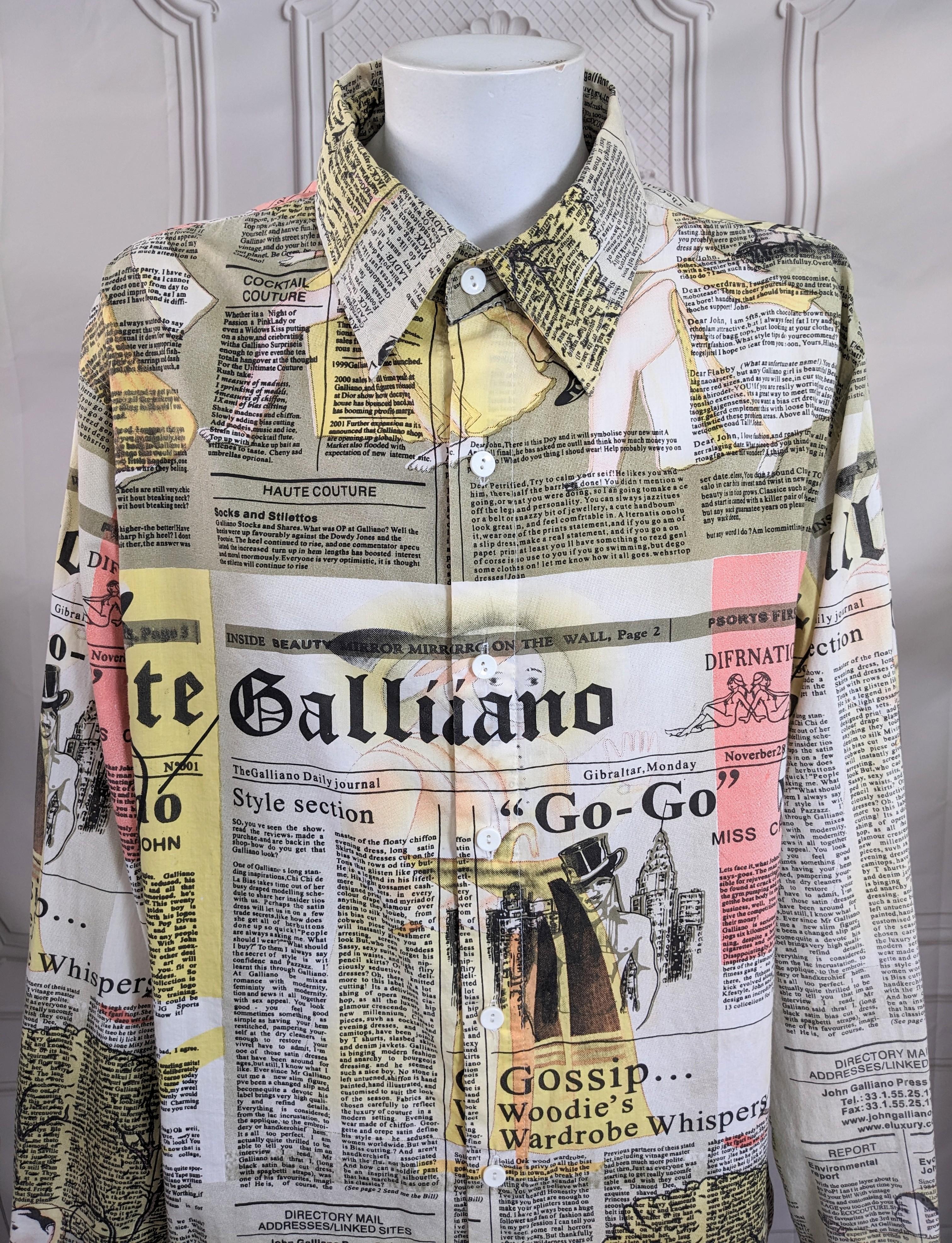 Camisa para hombre John Galliano, Gaceta Papel Prensa en Excelente estado para la venta en New York, NY