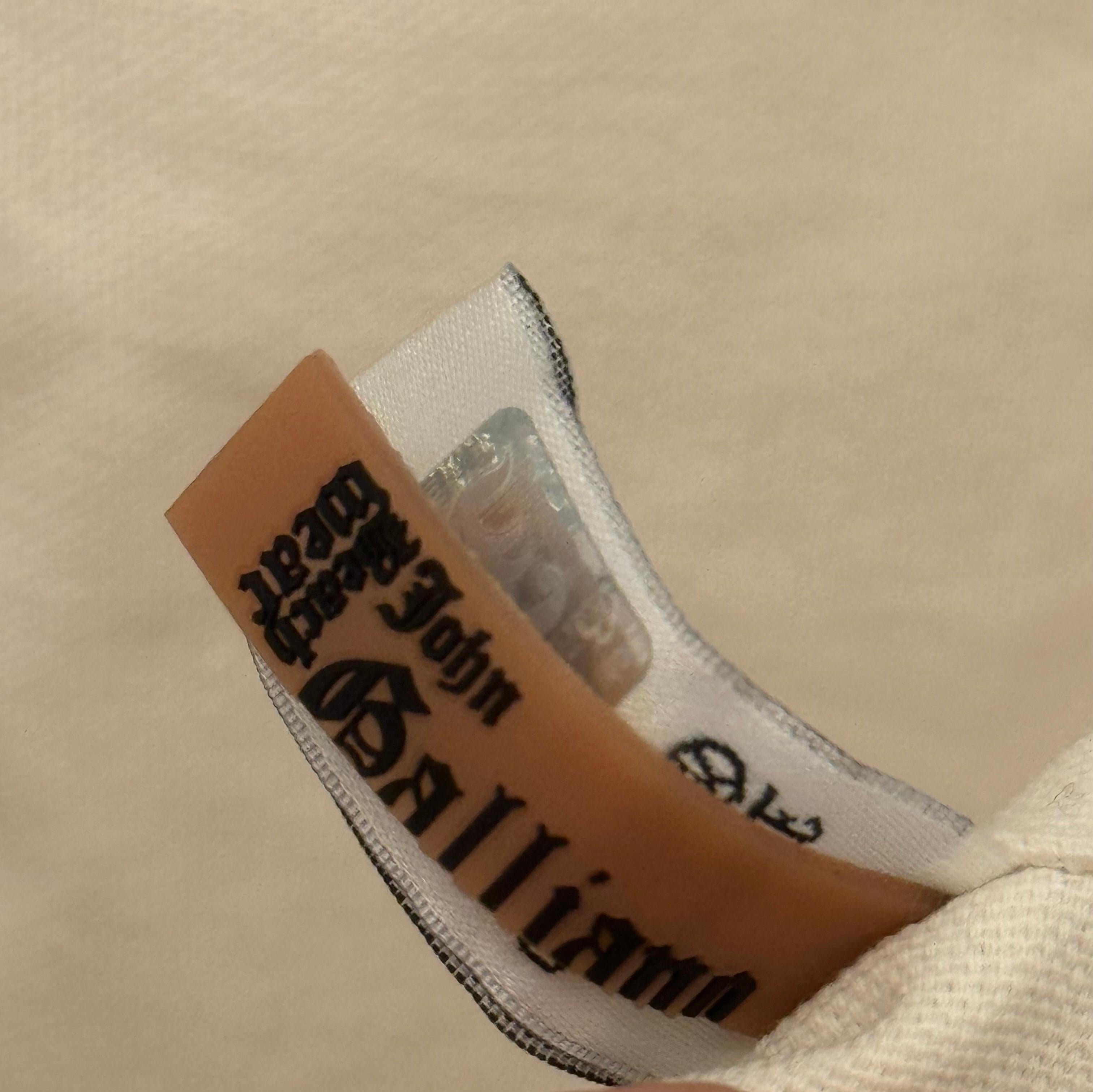 John Galliano Bolso géant oversize con estampado de periódico en venta 3