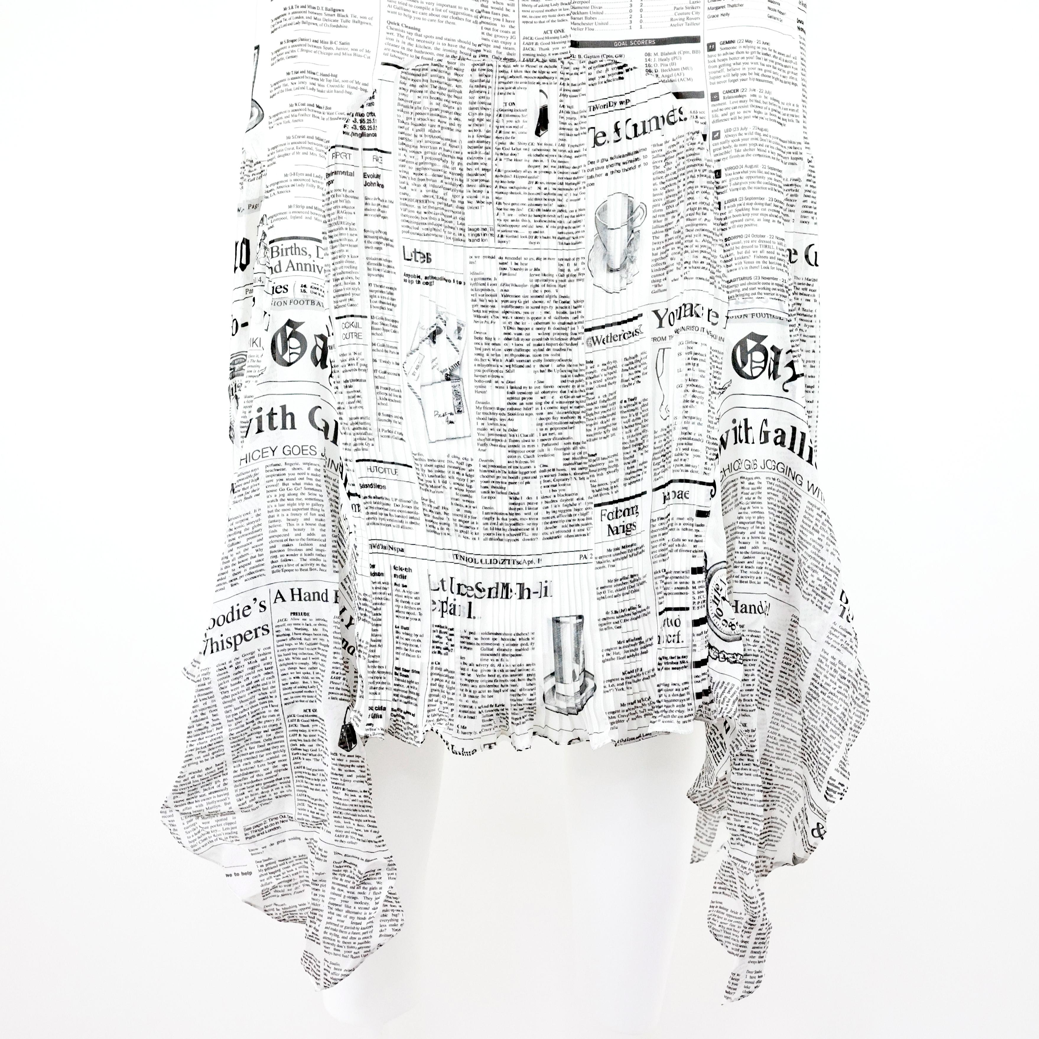 John Galliano Gazette Newspaper silk dress, size 36FR.

Condition:
New, with tag.