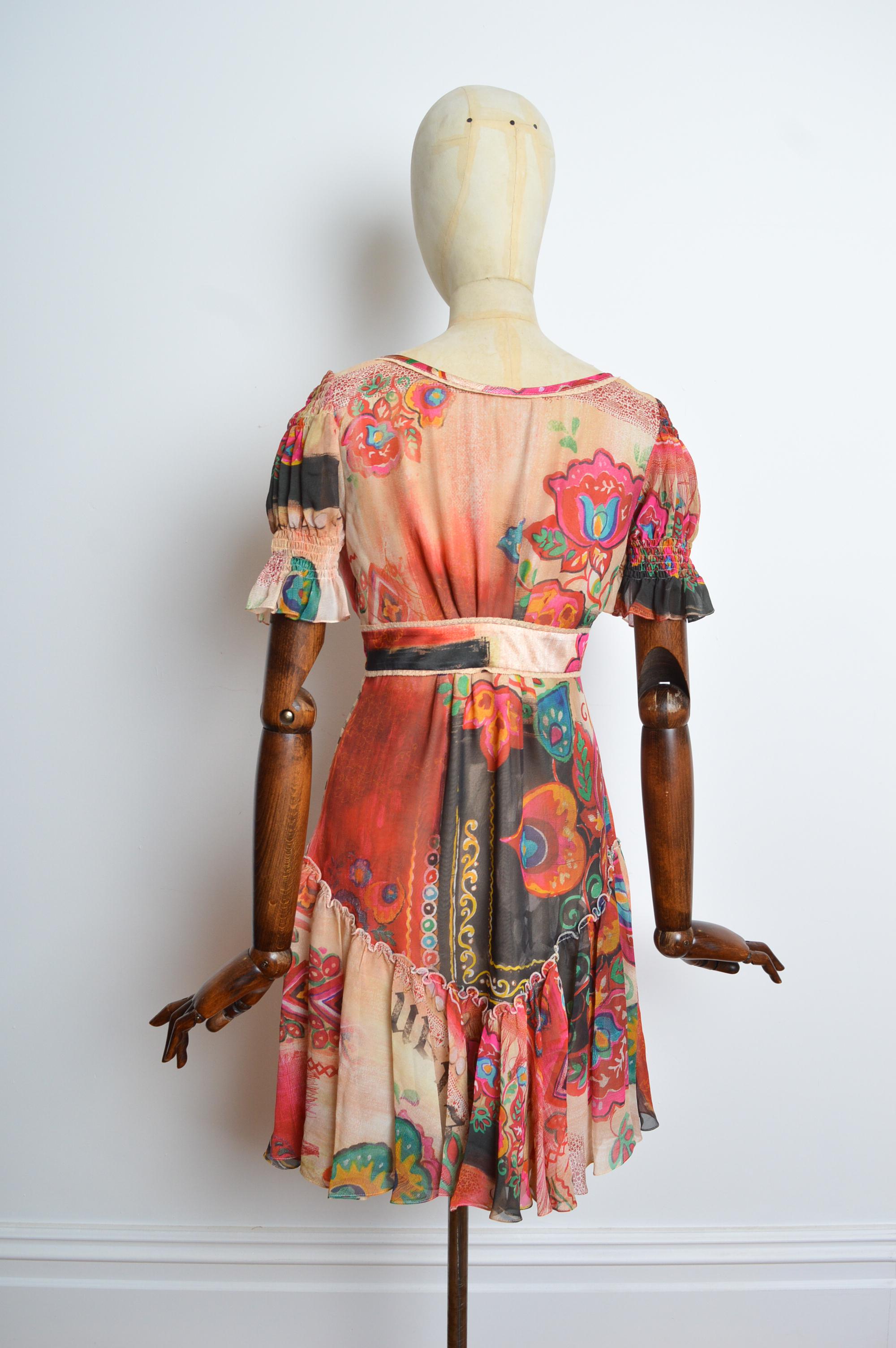 John Galliano - Vestito da tè in seta con stampa floreale dipinta e maniche corte in vendita 5