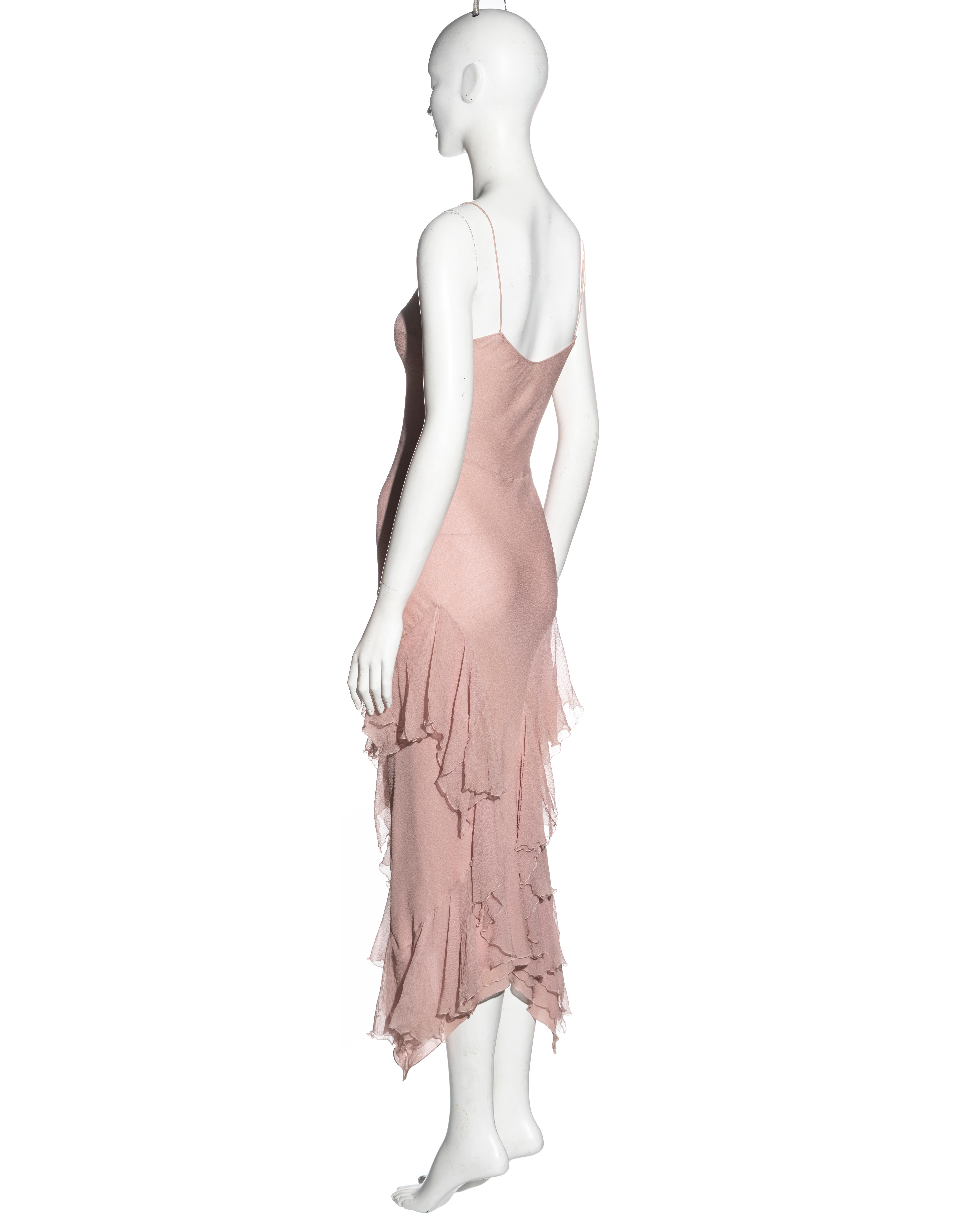 John Galliano, robe de soirée rose pâle en mousseline de soie coupée en biais, automne-hiver 1997 en vente 2