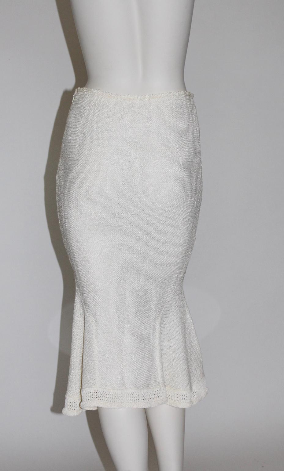 John Galliano Paris Off White Vintage Knit Viscose Pencil Skirt Peplum 1990s  In Good Condition For Sale In Vienna, AT