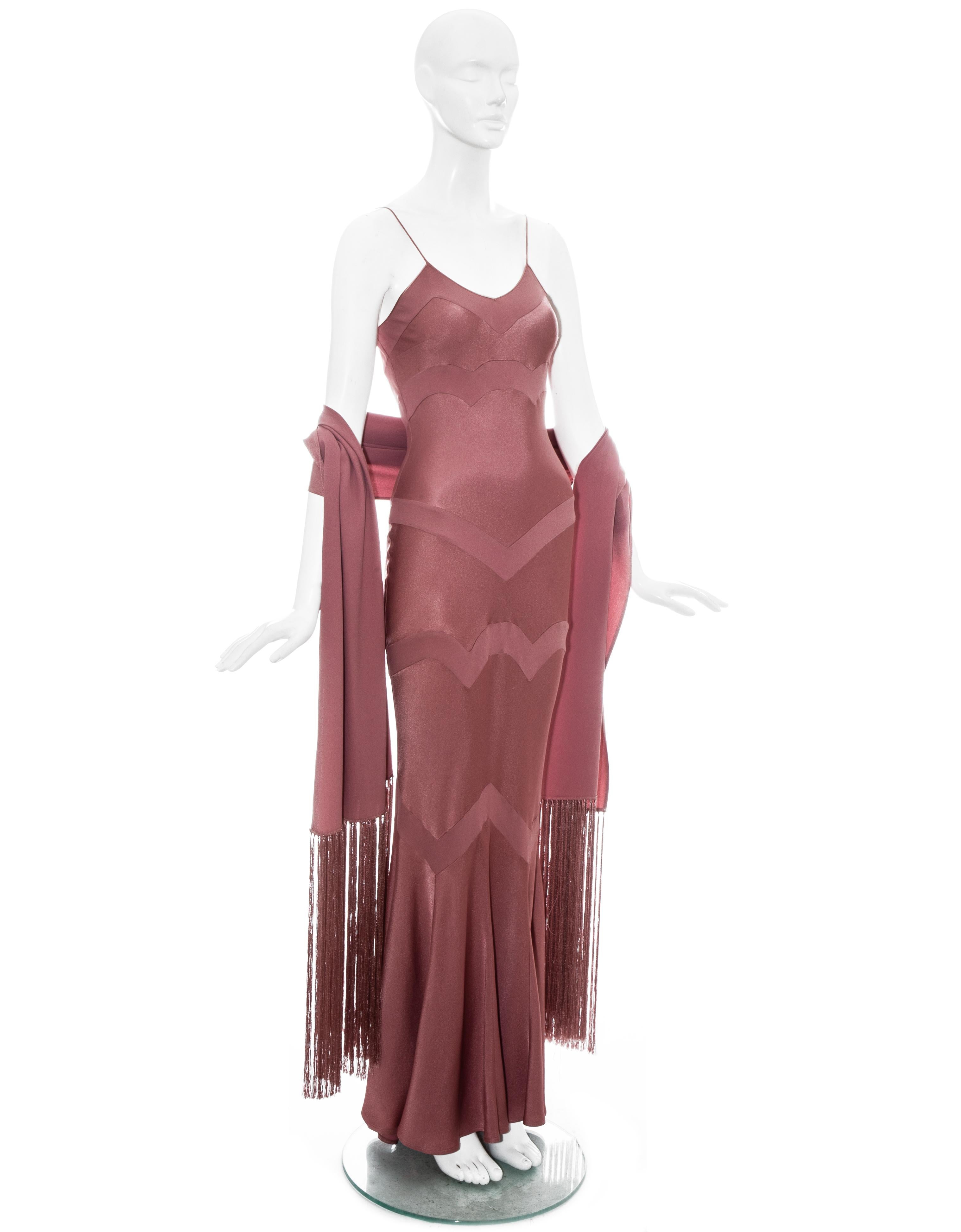 John Galliano vestido rosa de satén cortado al bies con chal a juego, ss 2002 Rosa