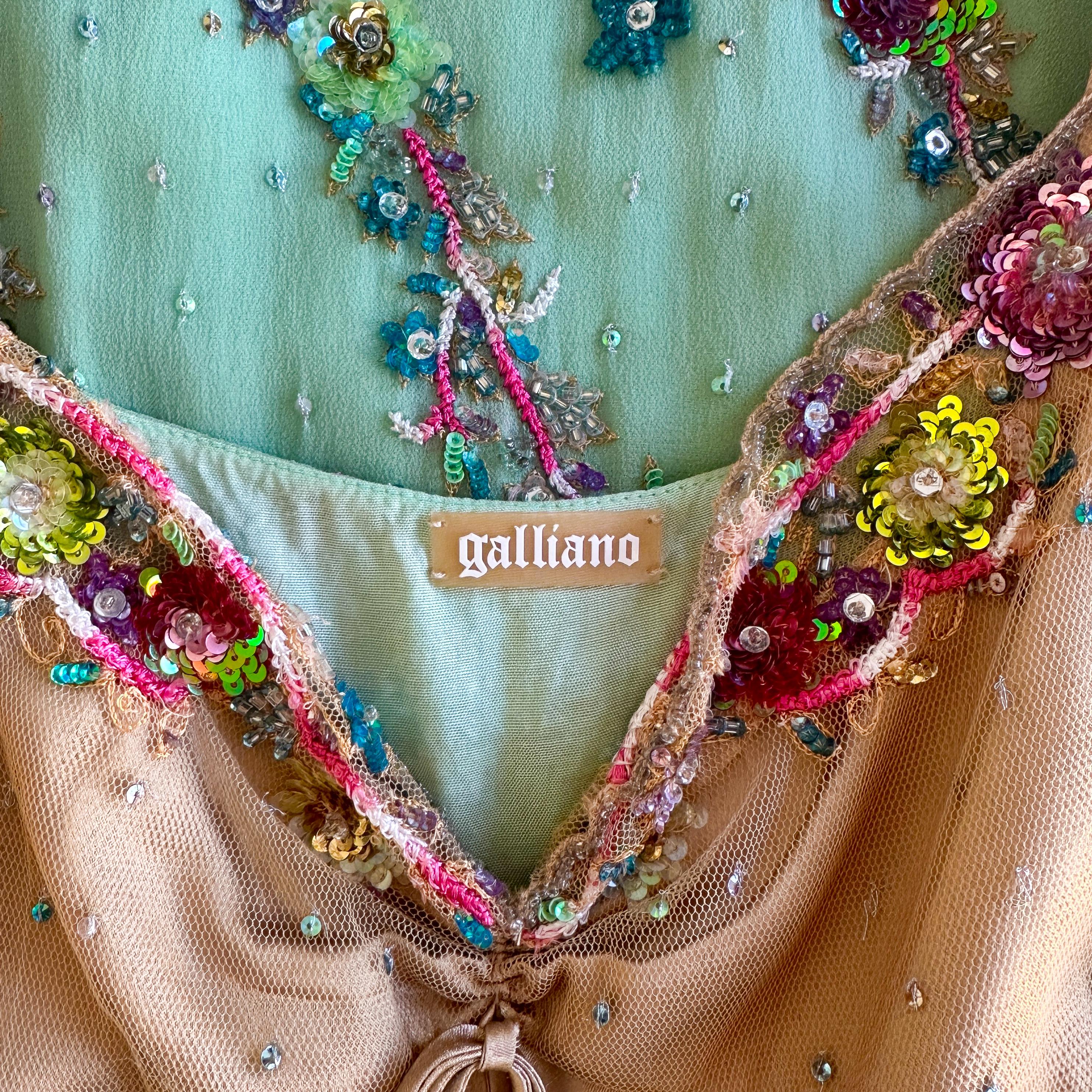 John Galliano - Robe en soie brodée vert pistache, S/S 2005 Excellent état - En vente à Paris, FR