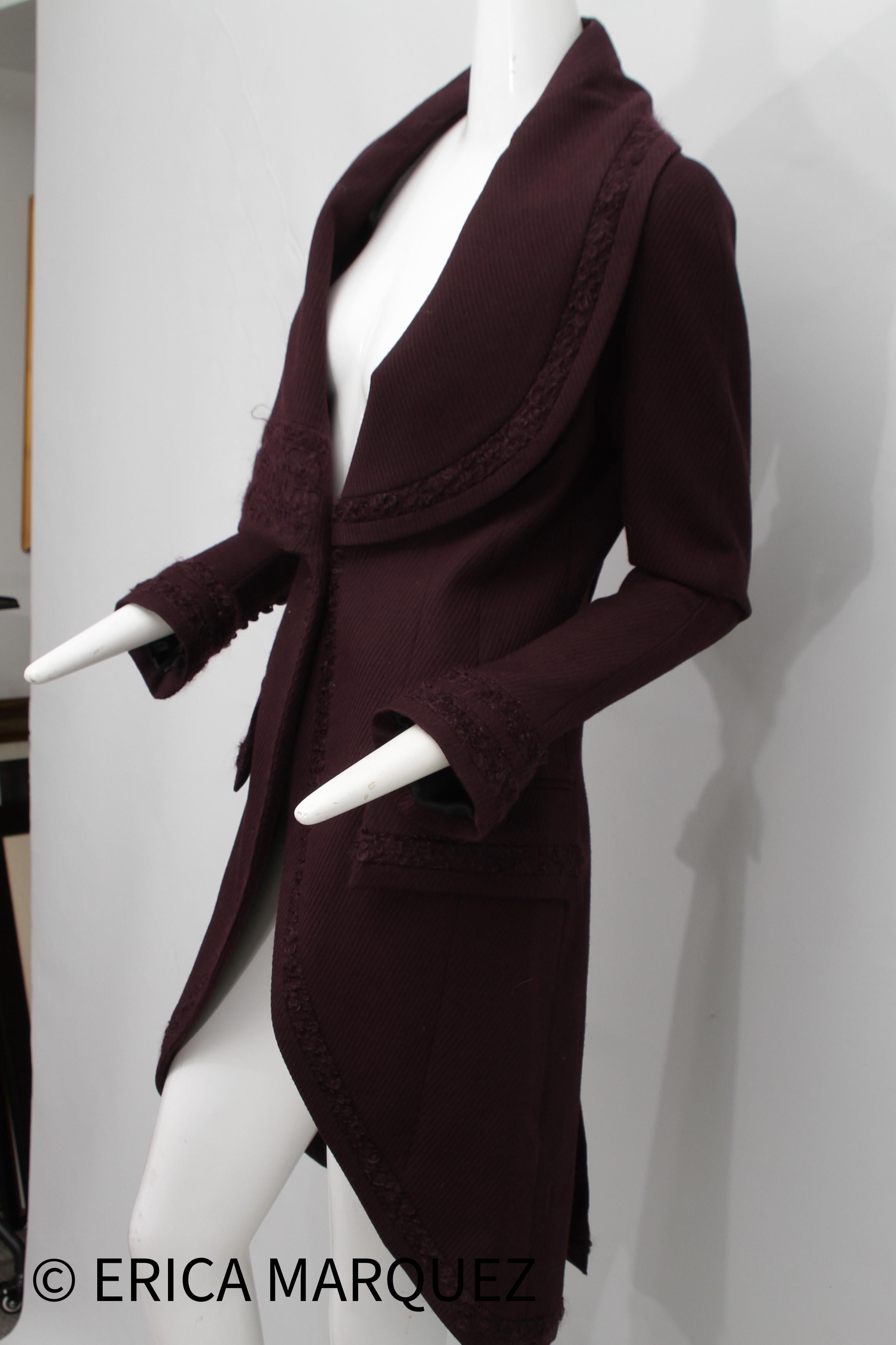 JOHN GALLIANO, Plum, Wool Blend, One Button Closure, Oversize Collar, Coat, 1998 In Excellent Condition For Sale In Kingston, NY
