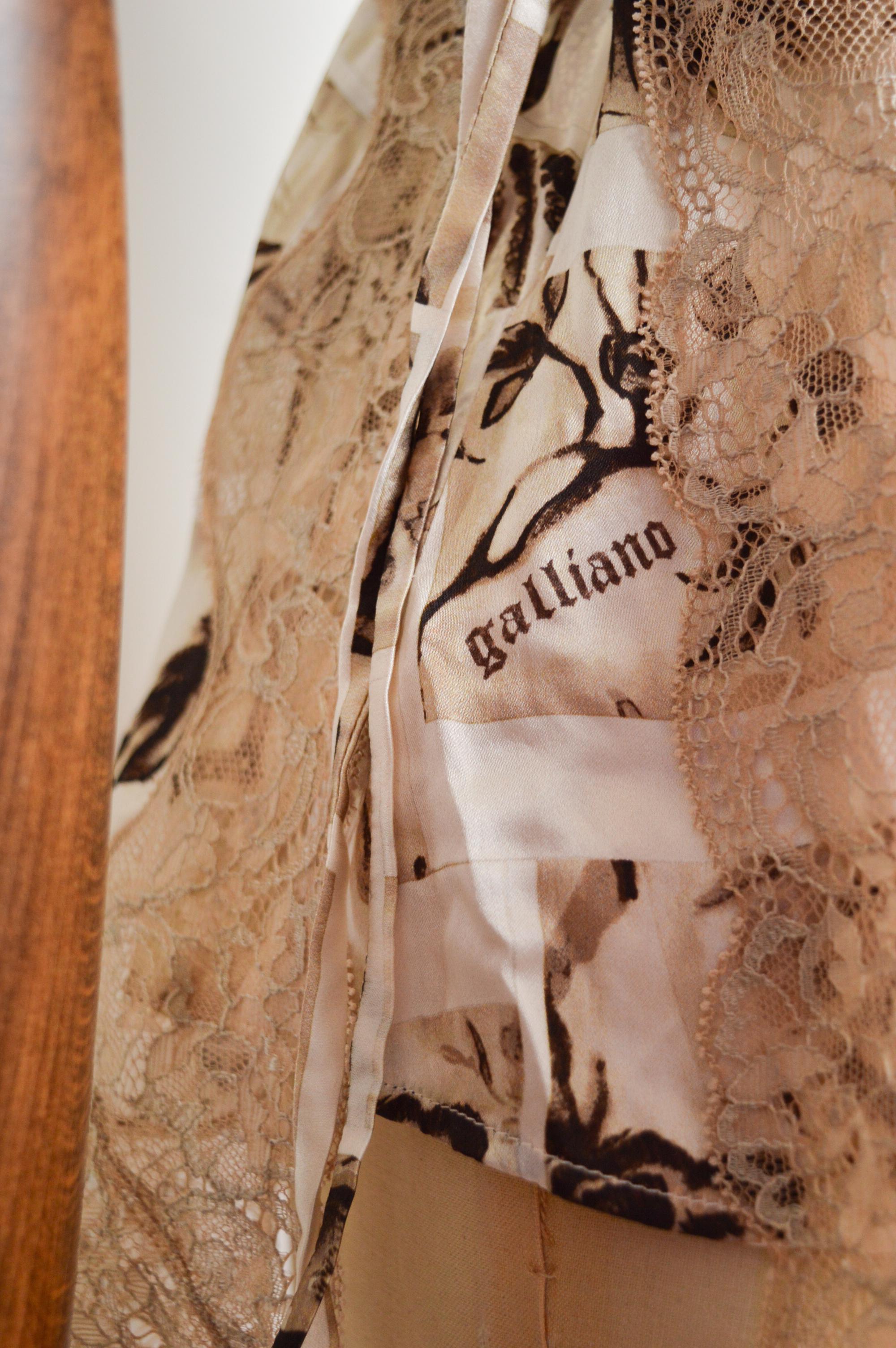 John Galliano Pure Silk Nude Lace Camisole Top - Newspaper Bird Print Blouse For Sale 10
