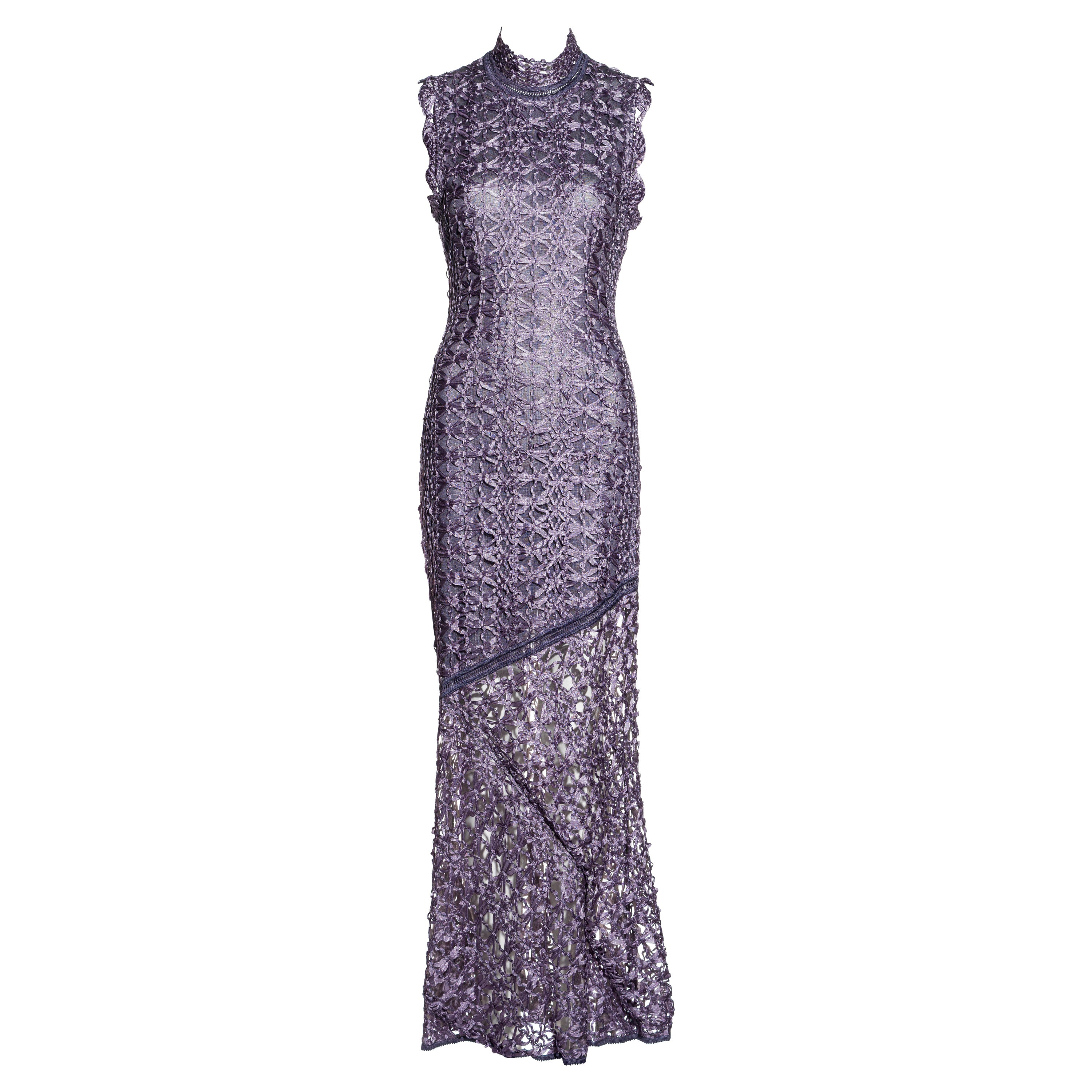 John Galliano robe longue en crochet à ruban violet, coupe en biais, fw 2001 en vente