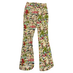 Beige Hosen
