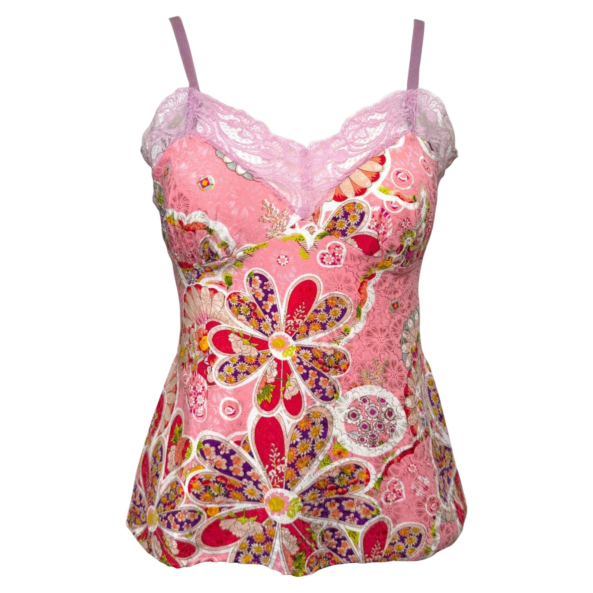 Camisola de John Galliano, colección primavera-verano 2006, con estampado floral rosa y ribetes de encaje